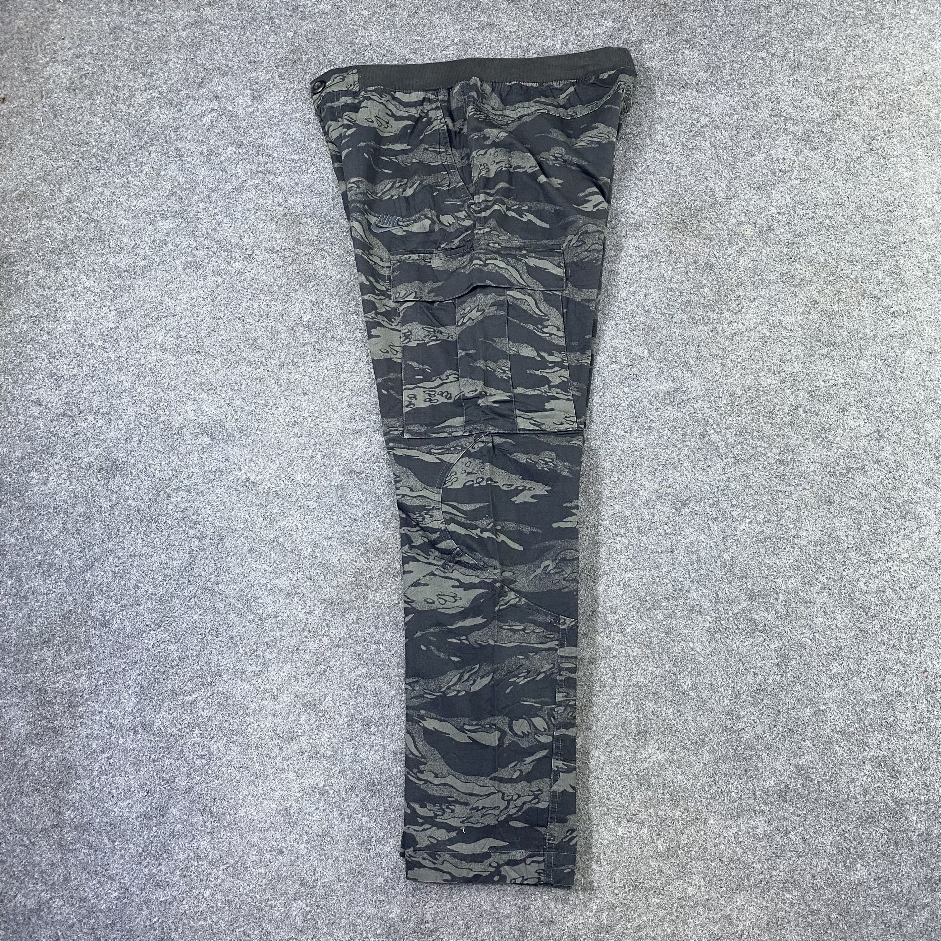 Nike Jungle Camo Cargo Pants By Nike-C008 Size US 33 - 3 Thumbnail
