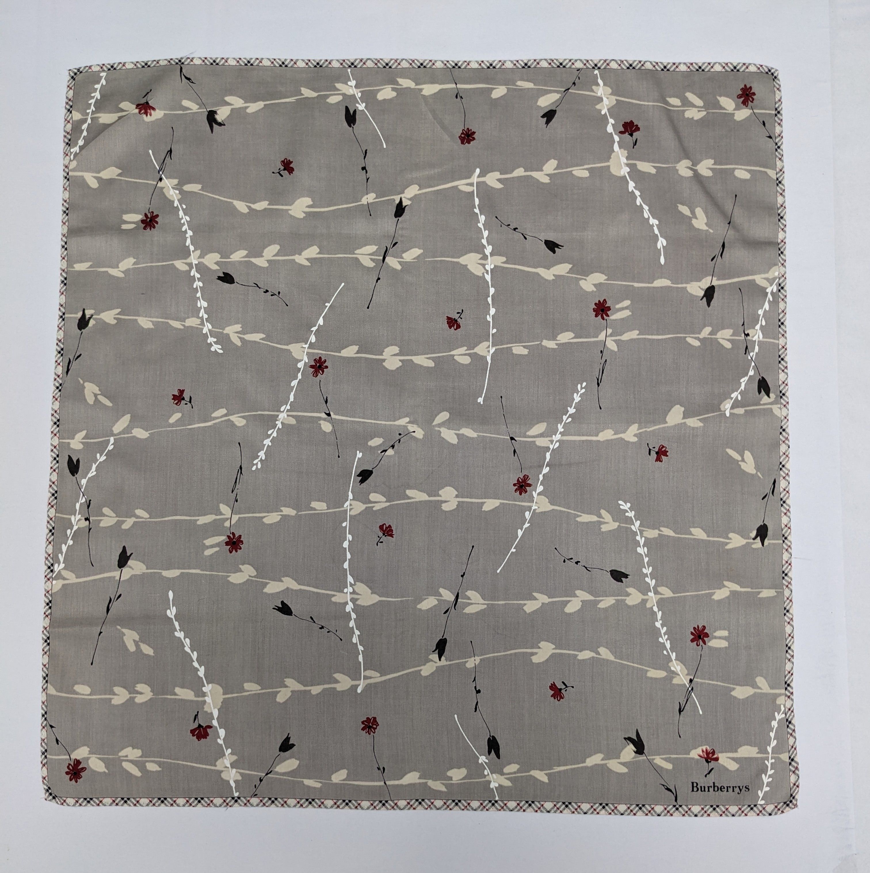 Burberry BURBERRYS London Handkerchief Grey Floral Vine Nova Check Size ONE SIZE - 3 Thumbnail