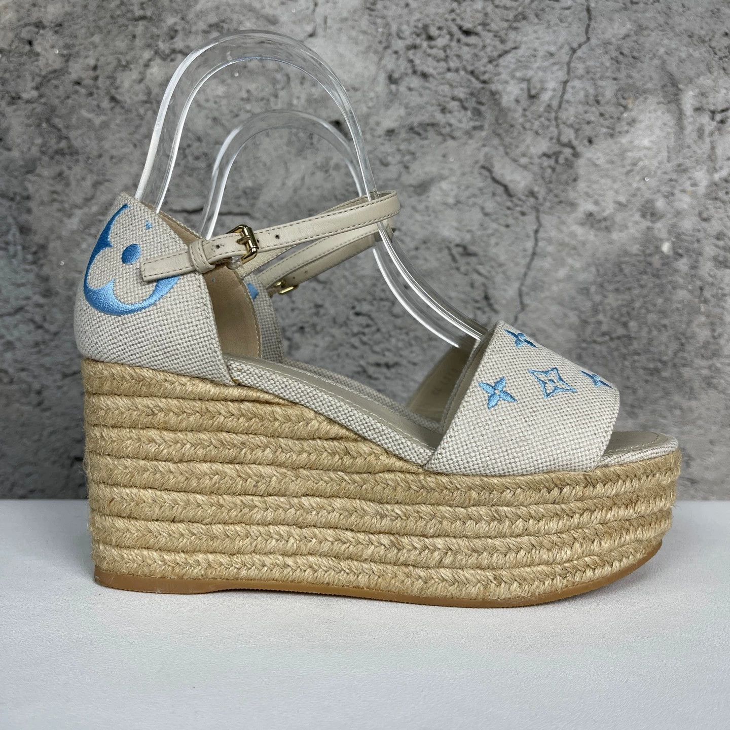 Louis Vuitton LV Women's 99% New Wedge Sandals Size 37 Size US 6.5 / IT 36.5 - 2 Thumbnail