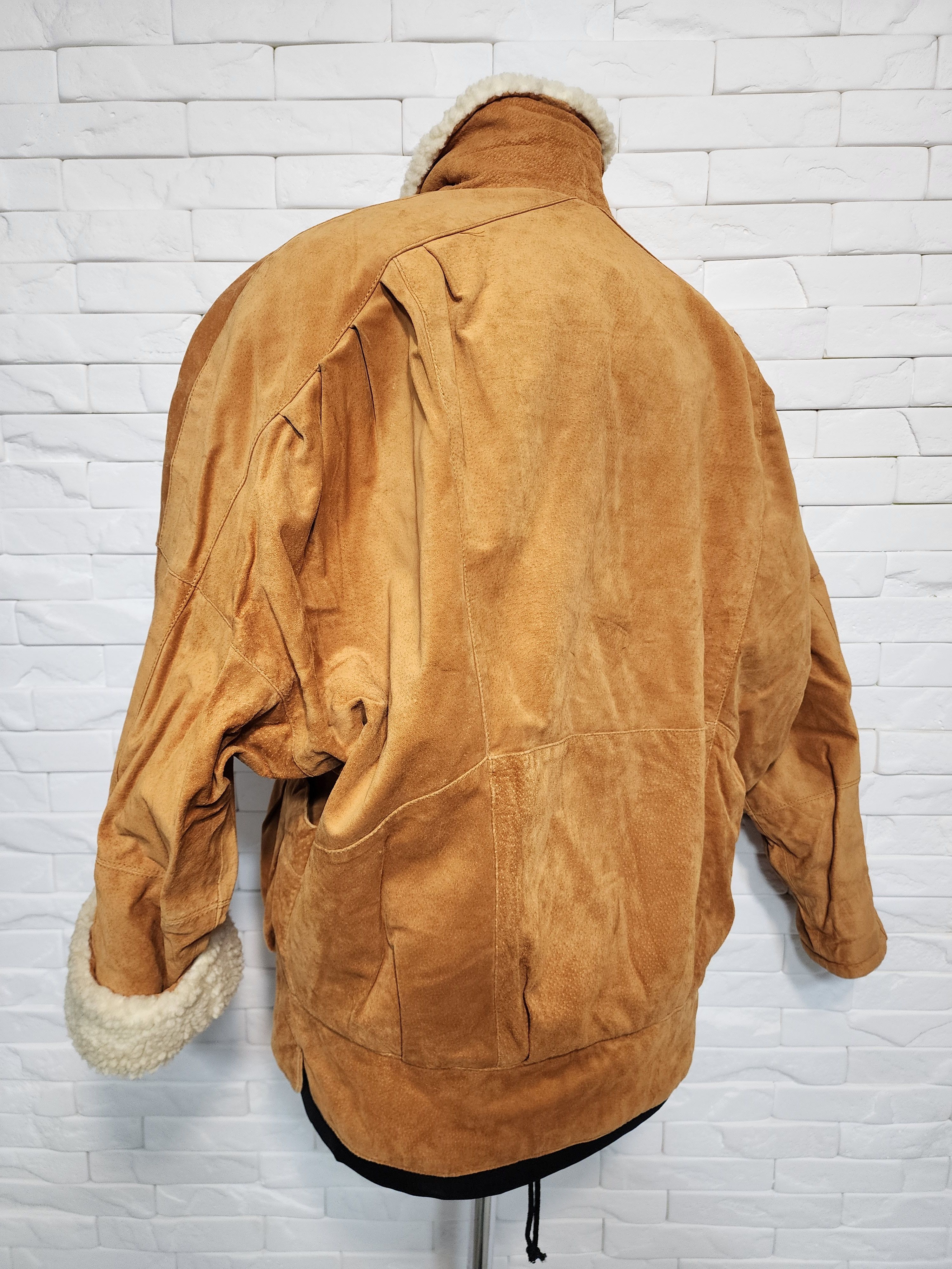 Genuine Leather Brown Women's Fur Jacket: Women's Vintage Button Coat Size M / US 6-8 / IT 42-44 - 7 Thumbnail