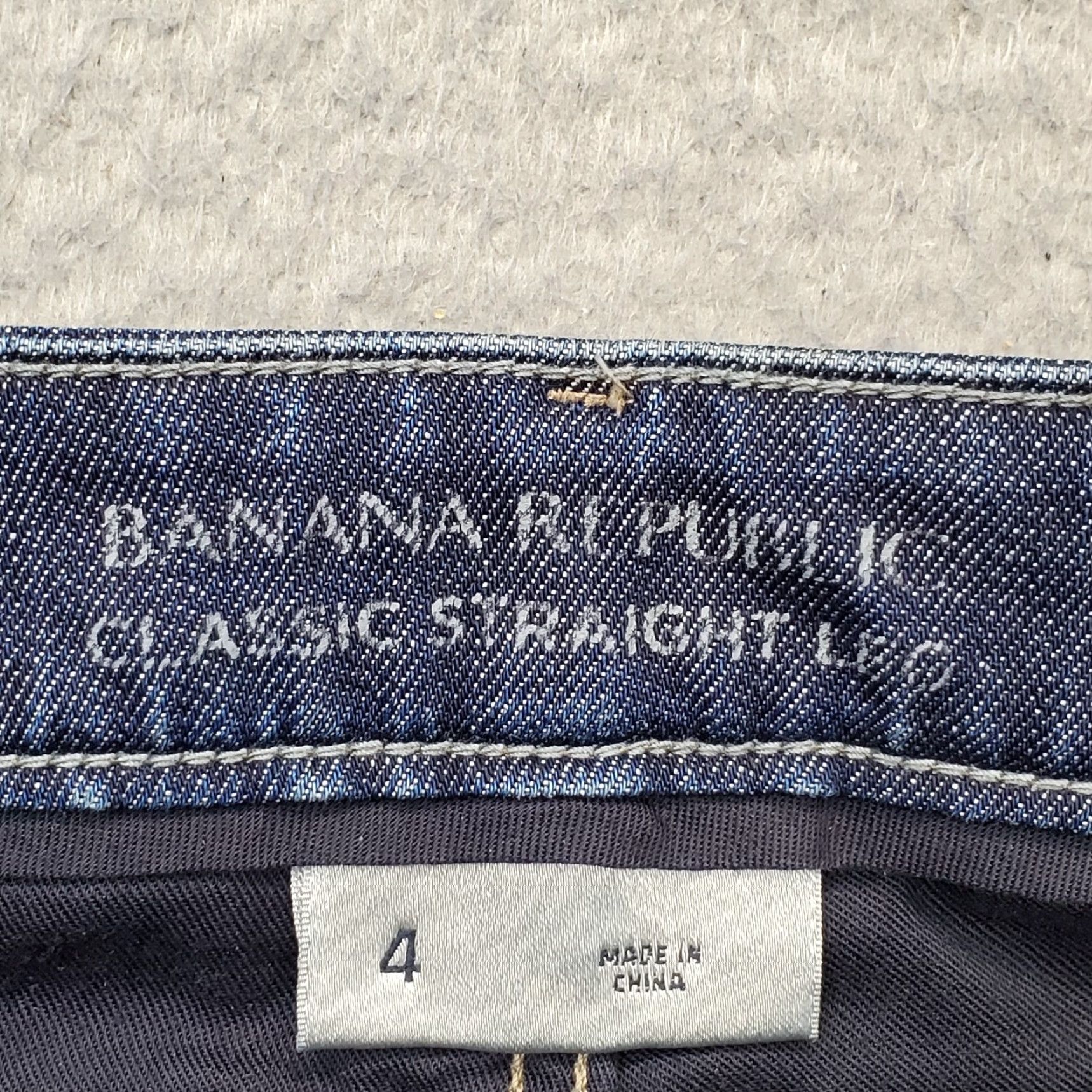 Banana Republic Banana Republic Jeans Womens 4 Blue Denim Streetwear Grunge Classic Straight Leg Jeans Womens 4 Blue Denim Streetwear 90s Outdoors Mens? Size 27" / US 4 / IT 40 - 7 Thumbnail