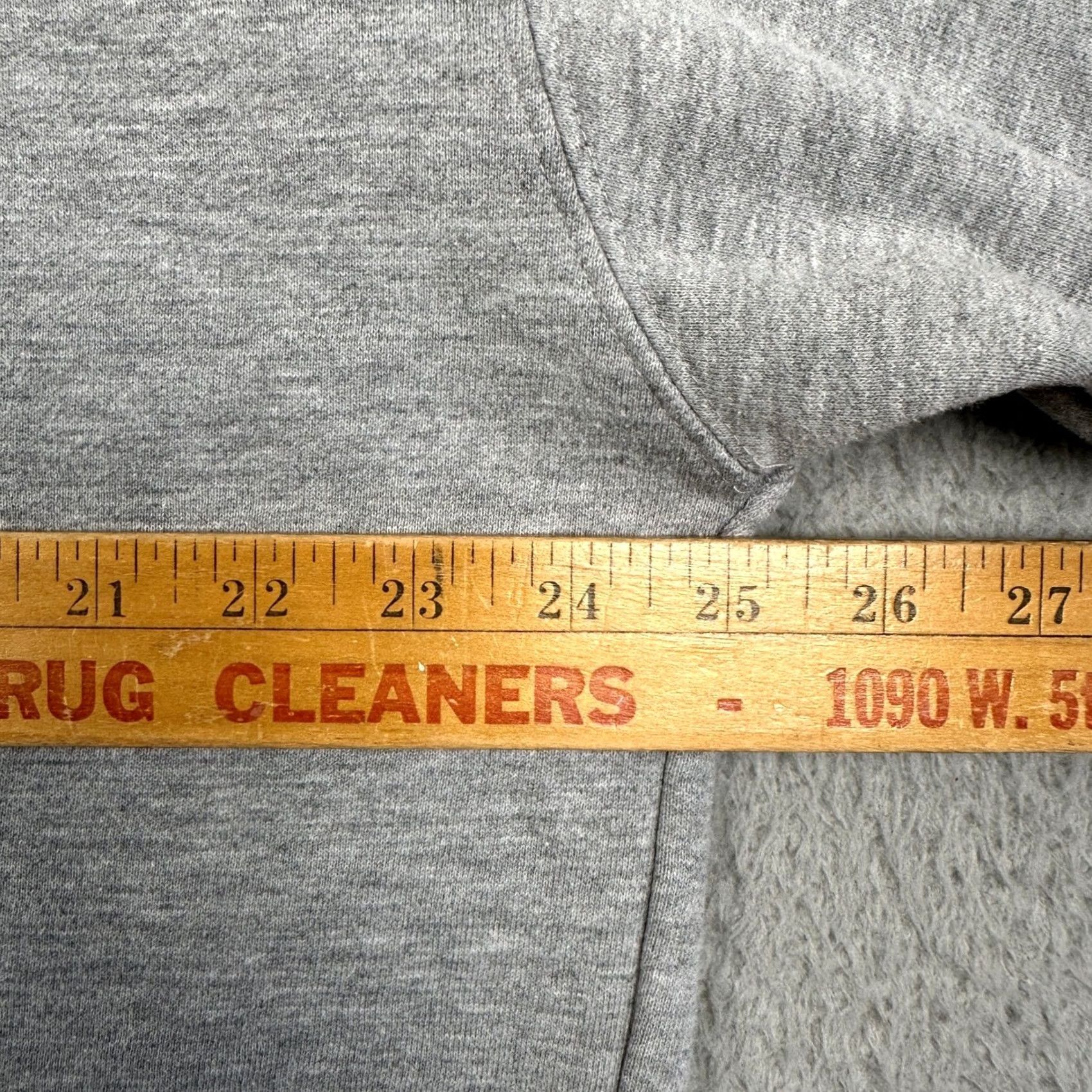 Jansport VINTAGE Saint Joseph's University Jansport Sweatshirt Crewneck Mens XL Gray Embroidered Logo Pullover Size US XL / EU 56 / 4 - 5 Thumbnail