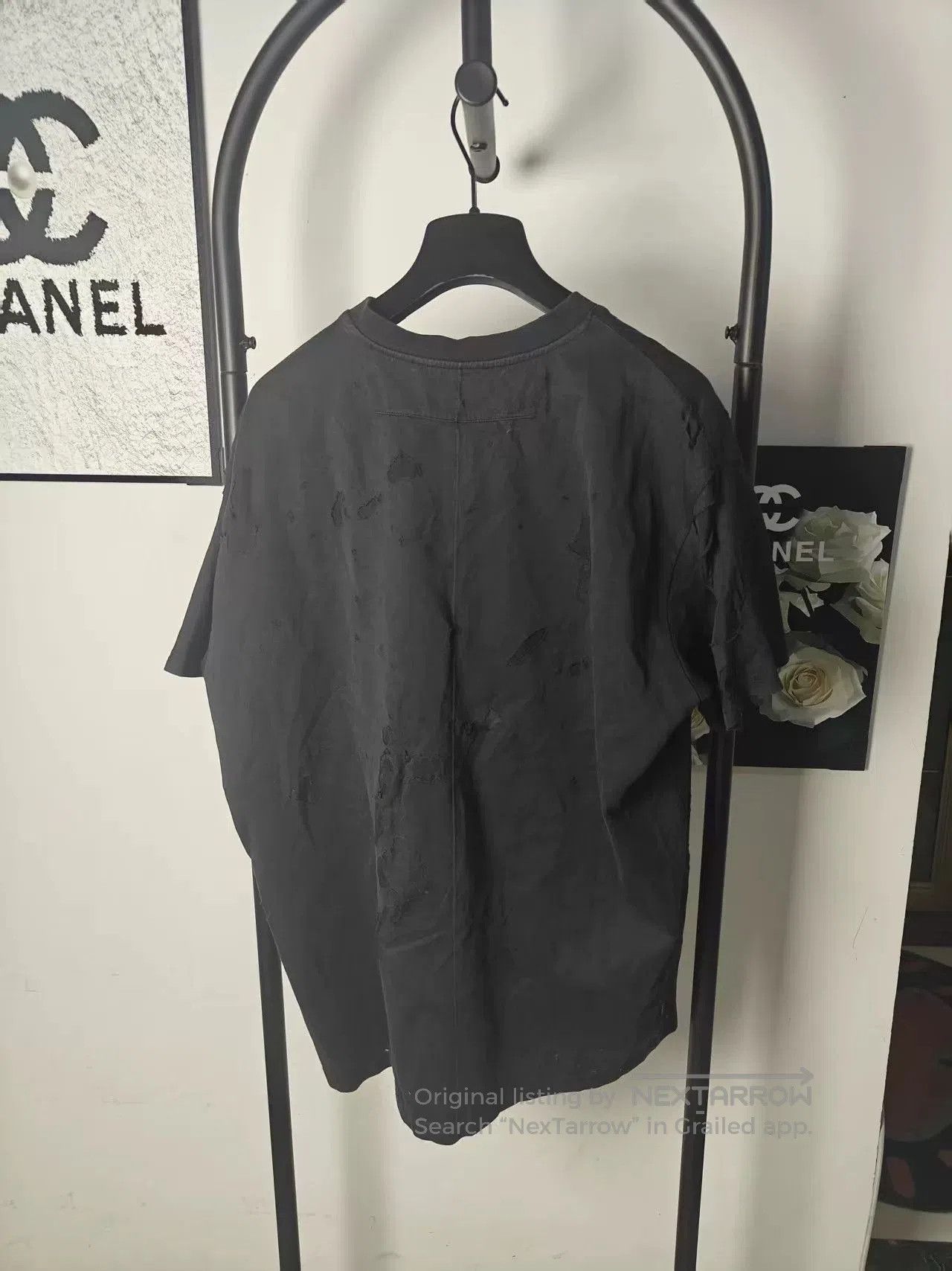 Givenchy Givenchy Short Sleeve T-shirt With Distress. Size US M / EU 48-50 / 2 - 2 Thumbnail