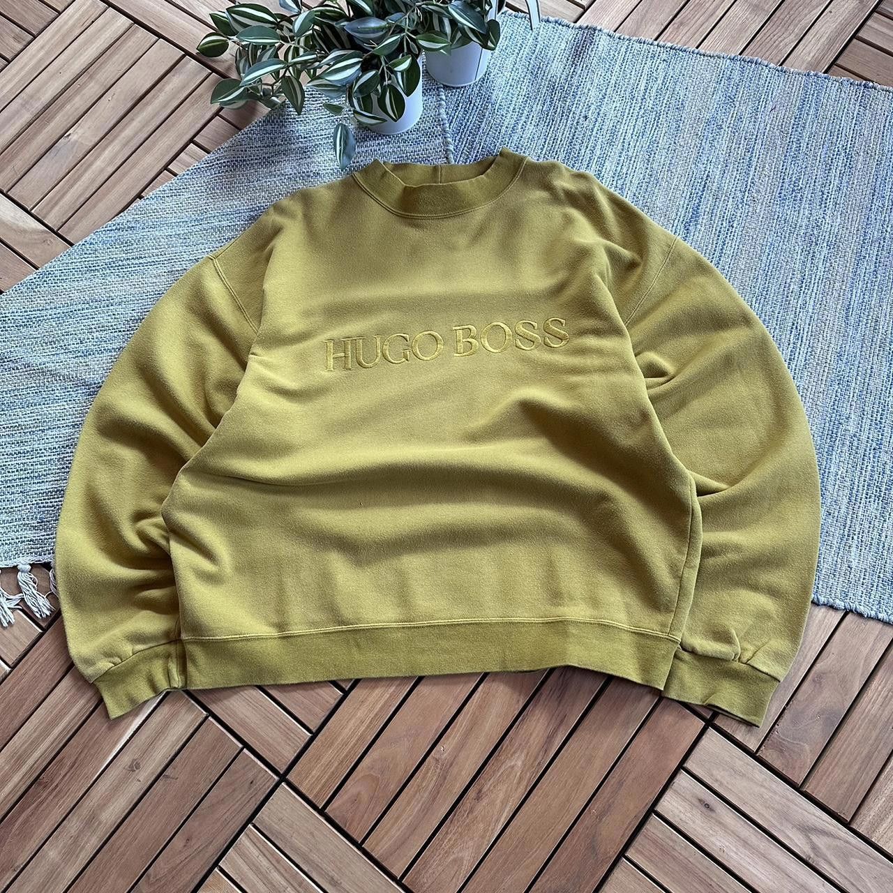 Hugo Boss Vintage 90s Hugo Boss Big Logo Retro Boxy Sweatshirt Size US XL / EU 56 / 4 - 1 Thumbnail