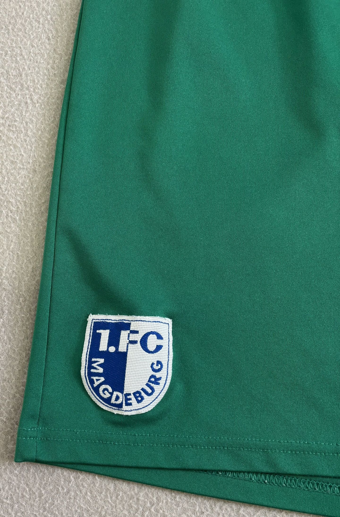 Vintage 1. FC Magdeburg Uhlsport vintage football shorts size XL Size US 40 / EU 56 - 4 Thumbnail