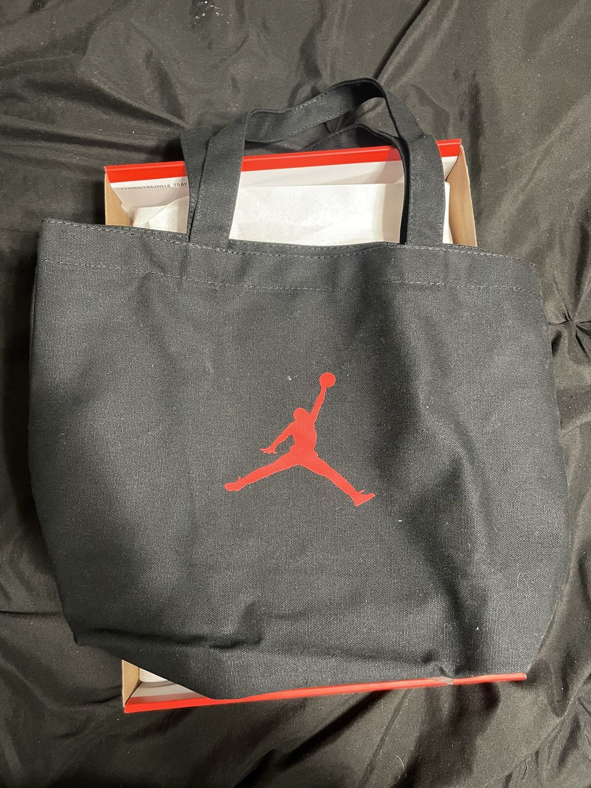 Jordan Brand × Nike Jordan 1 Satin Bred Size US 9 / EU 42 - 12 Thumbnail