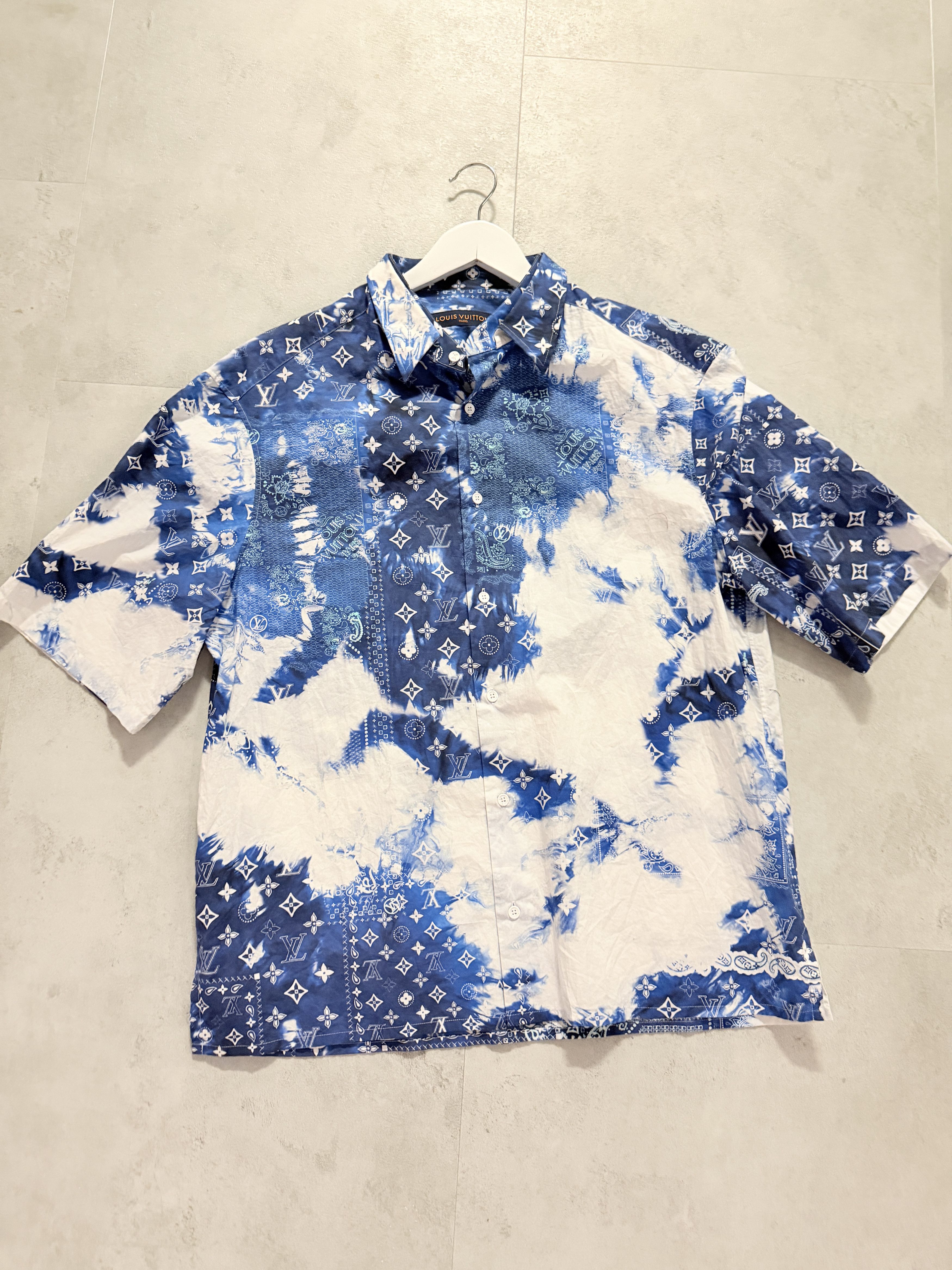 Louis Vuitton Louis Vuitton Blue Monogram Bandana Button Up Shirt Size US XL / EU 56 / 4 - 1 Thumbnail