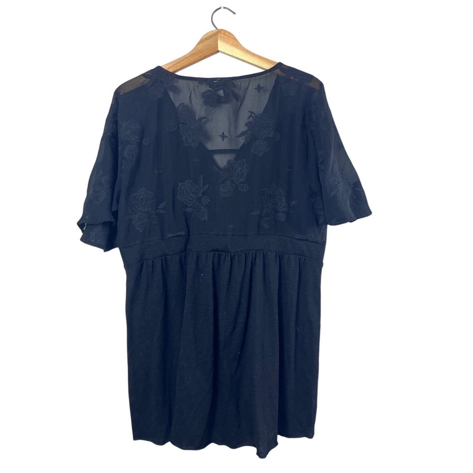 Torrid Black Floral Lace Torrid Women's Blouse 1 Size XXL / US 16-18 / IT 52-54 - 3 Thumbnail