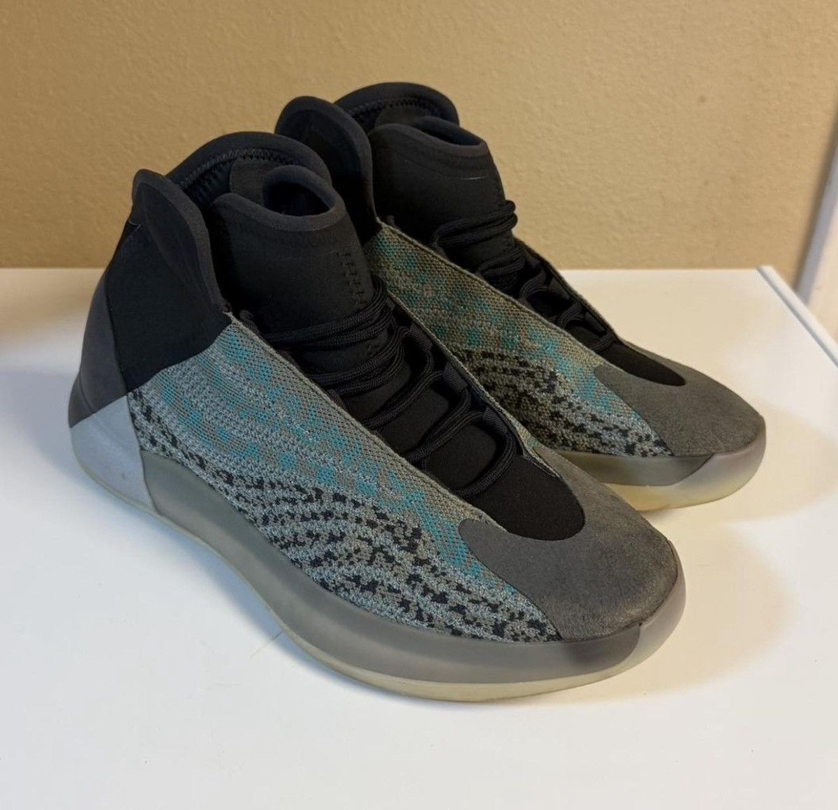 Adidas × Kanye West Adidas Yeezy QNTM Teal Blue Size US 11.5 / EU 44-45 - 2 Thumbnail