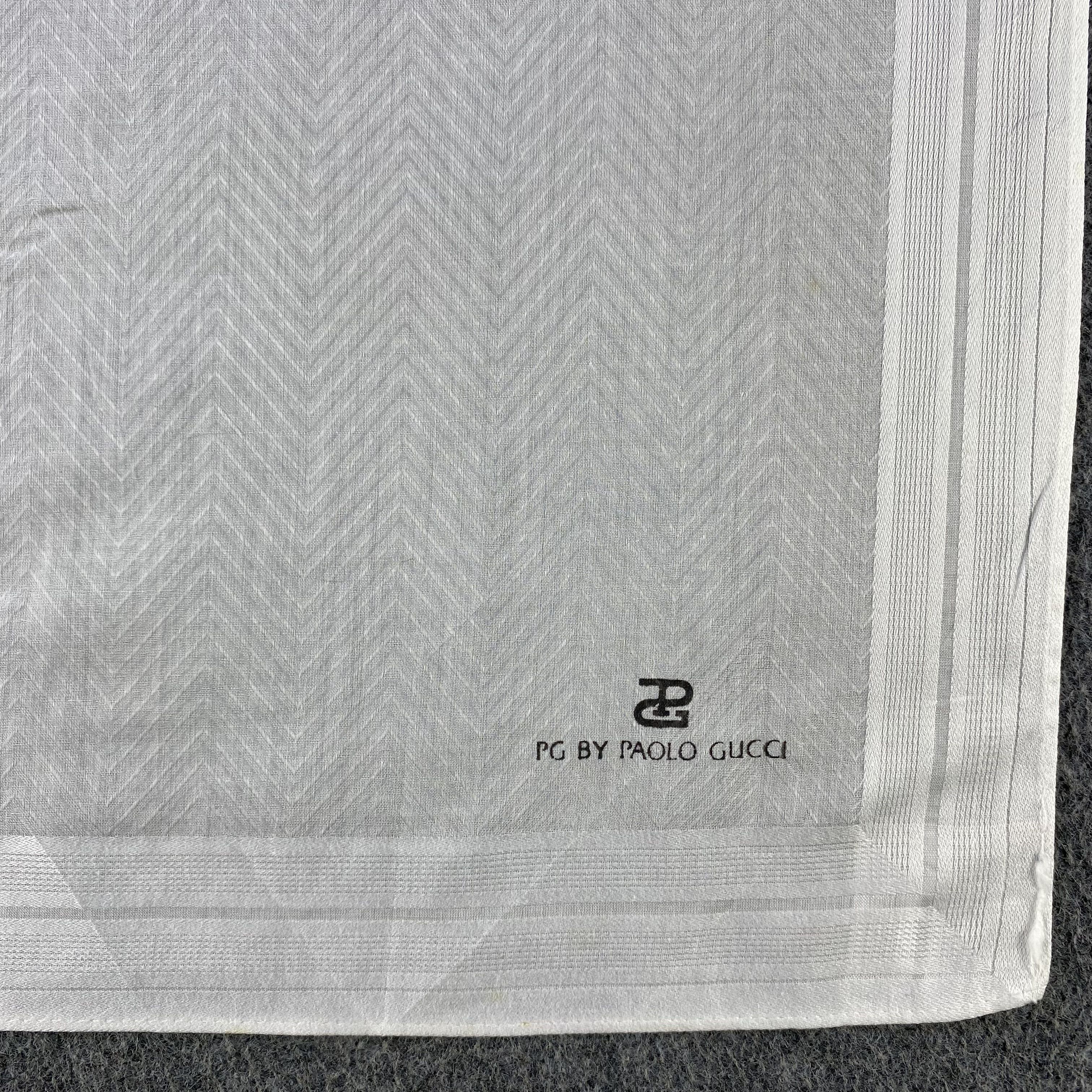 Paolo Gucci × Vintage Handkerchief/Neckerchief/Bandana HC589 Size ONE SIZE - 3 Thumbnail