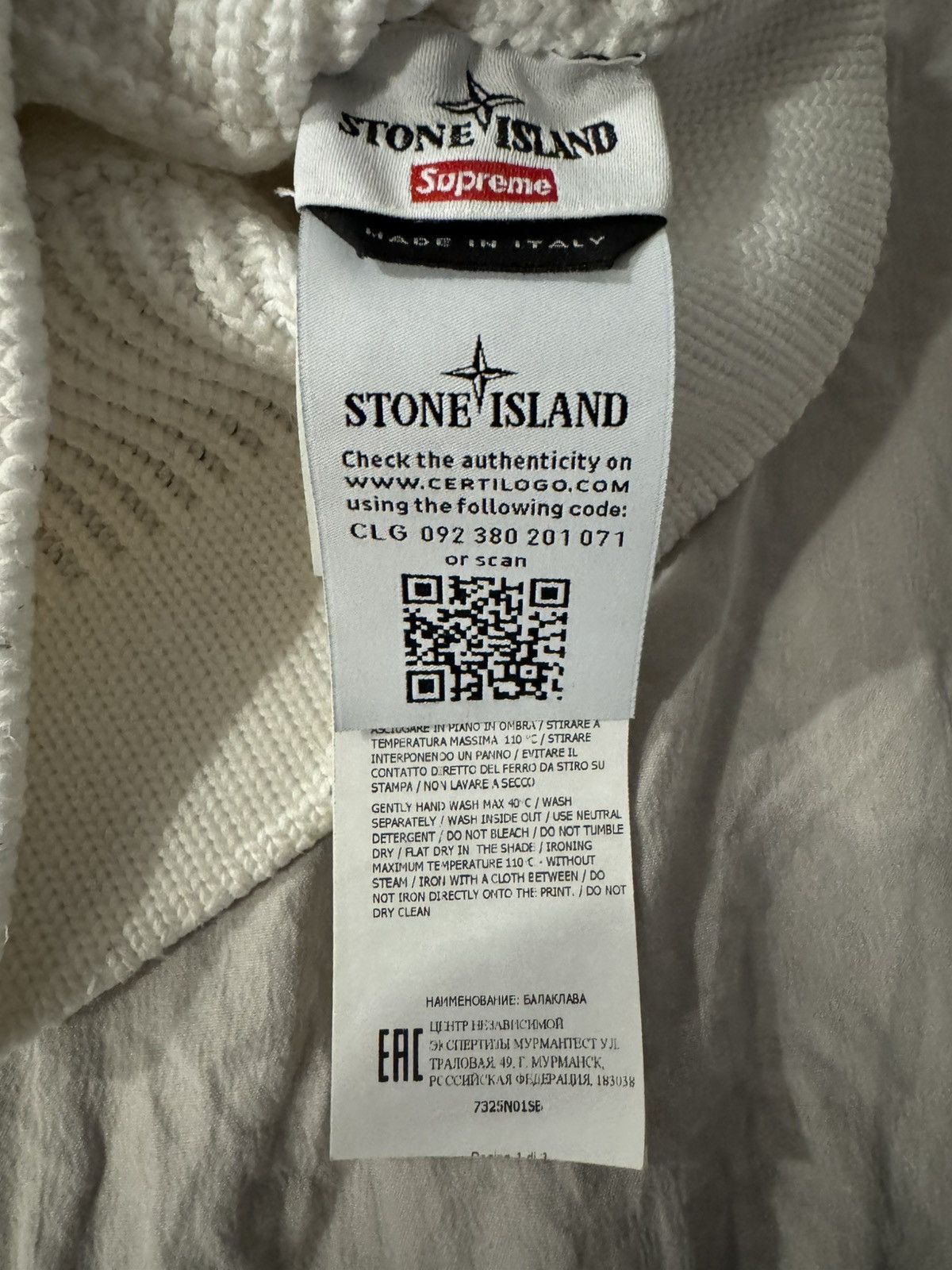 Stone Island × Supreme Supreme Stone Island Balaclava 3M Glow Knit White Size ONE SIZE - 5 Thumbnail