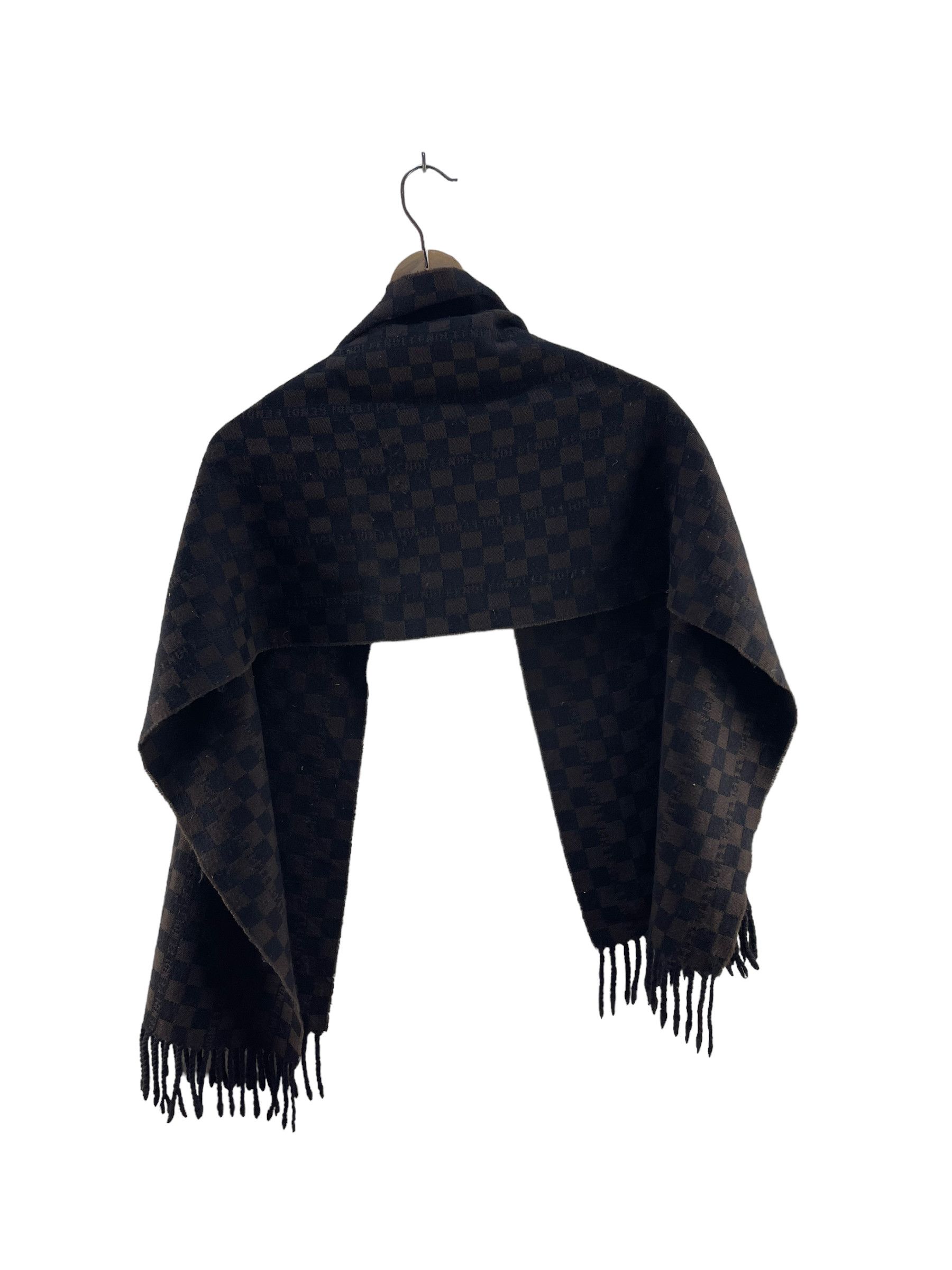Fendi FENDI Scarf/ Muffler/ Wool Size ONE SIZE - 3 Thumbnail