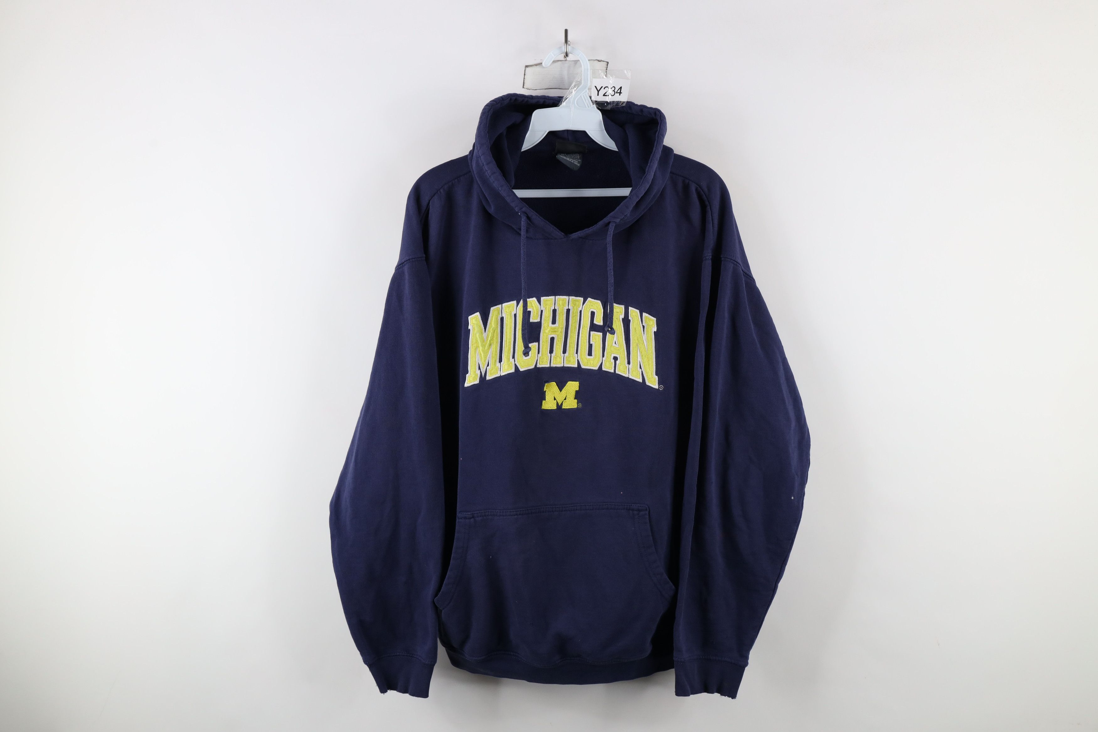 Vintage Vintage 90s Sun Faded University of Michigan Hoodie Blue Size US L / EU 52-54 / 3 - 1 Thumbnail