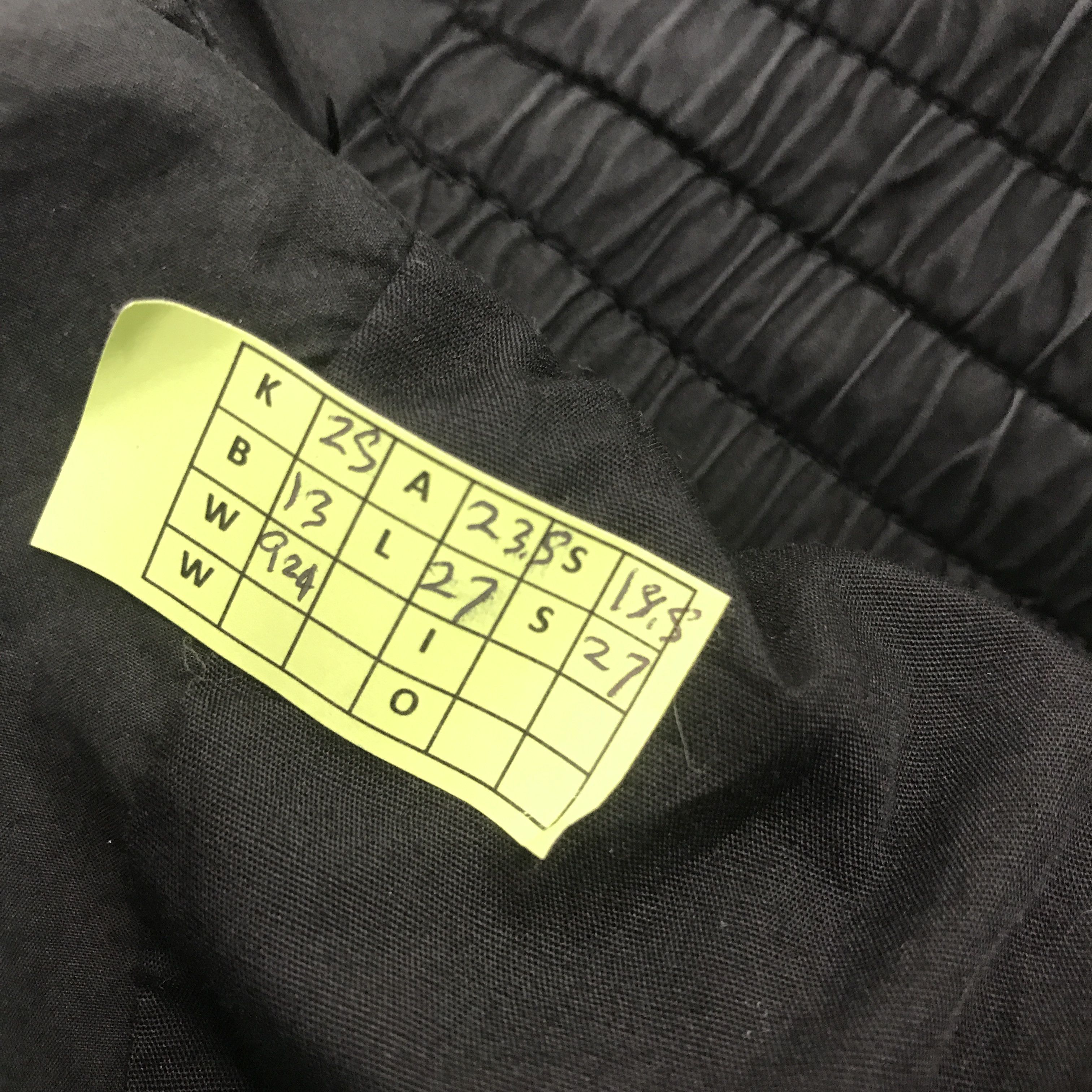 Uniqlo × Vintage Vintage Uniqlo Fur hoodie black faded style Jacket Size US XL / EU 56 / 4 - 10 Thumbnail