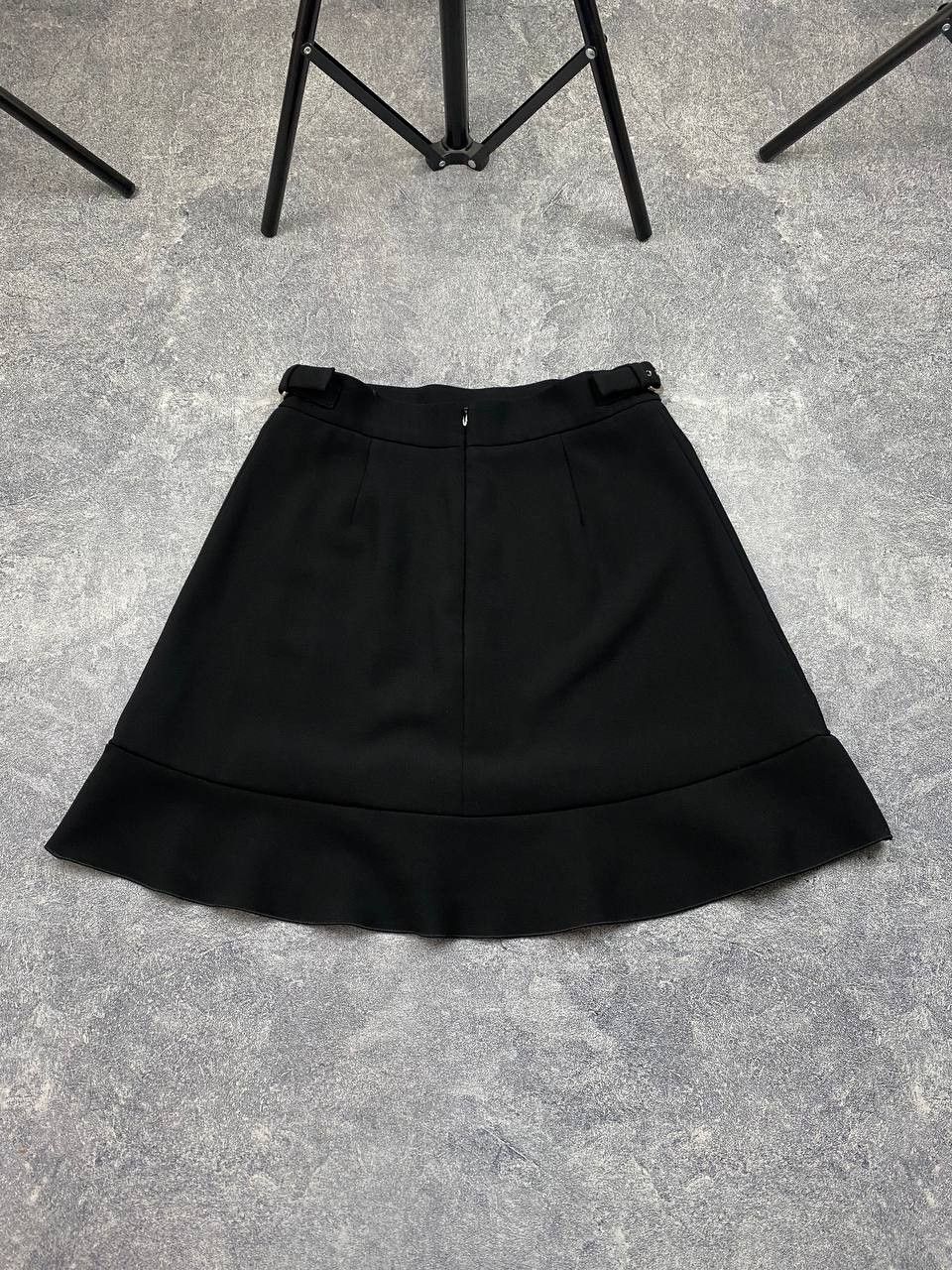 RED Valentino Beautiful Red Valentino crochet skirt Size 27" / US 4 / IT 40 - 2 Thumbnail