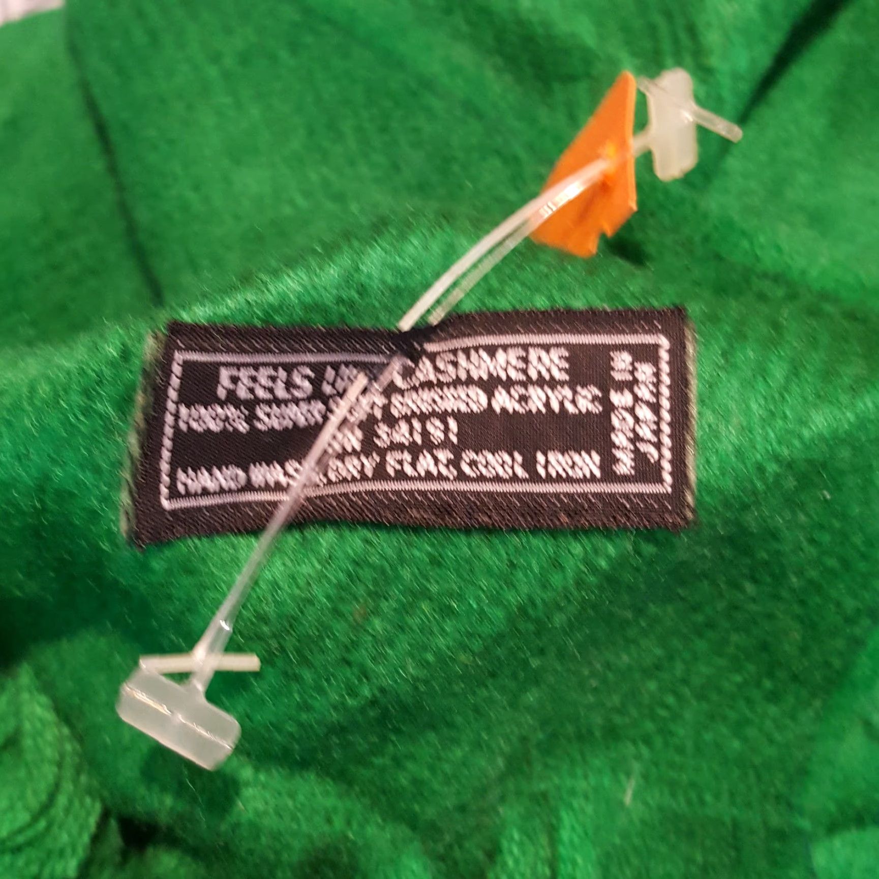 Vintage VINTAGE 80s Japanese Green Tassel Scarf 54" Soft Knit Winter Wrap Feels Like Cashmere Size ONE SIZE - 3 Thumbnail
