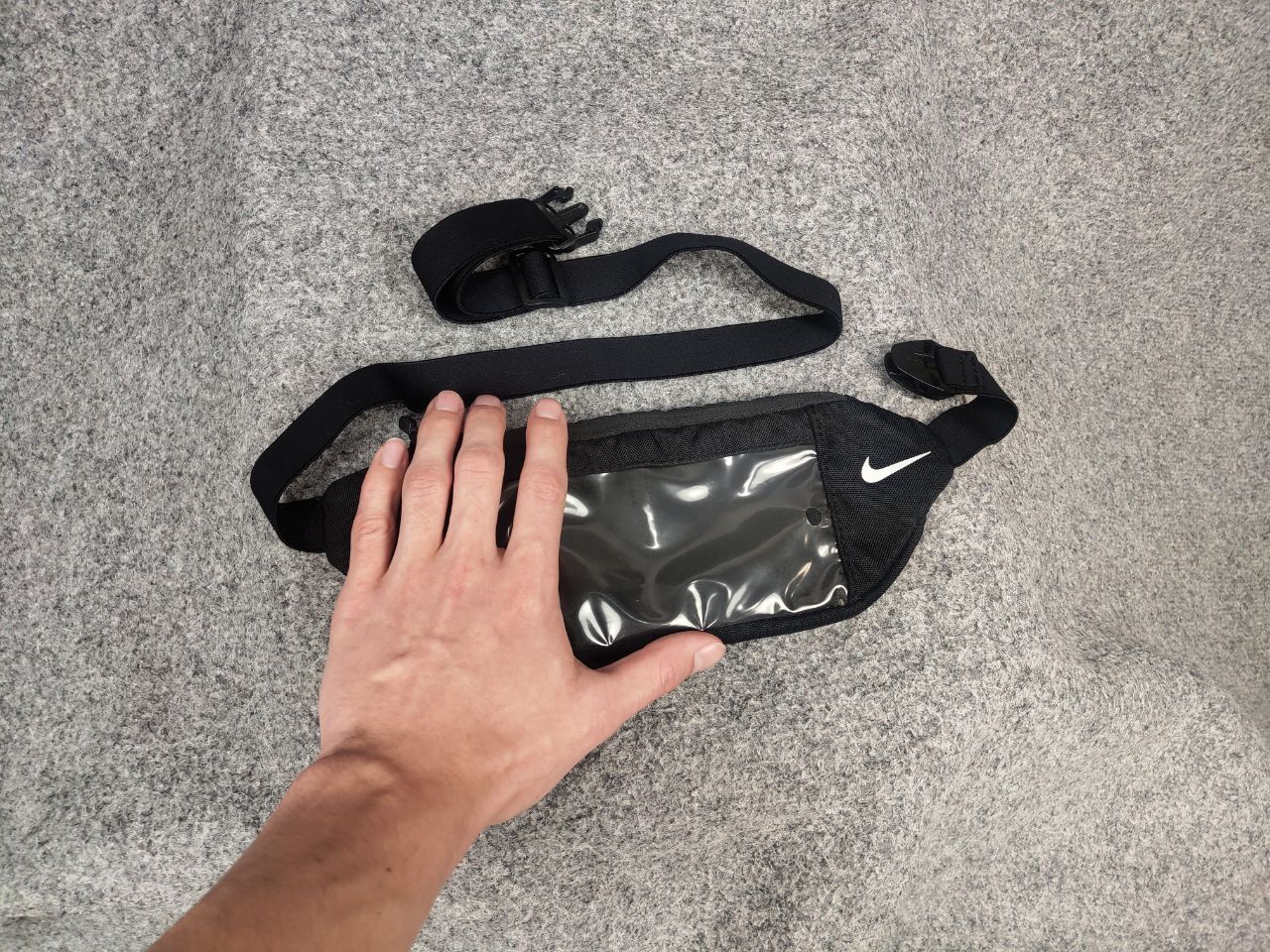 Nike Vintage Nike Black men's casual sports shirt with a belt Bag Size ONE SIZE - 4 Thumbnail