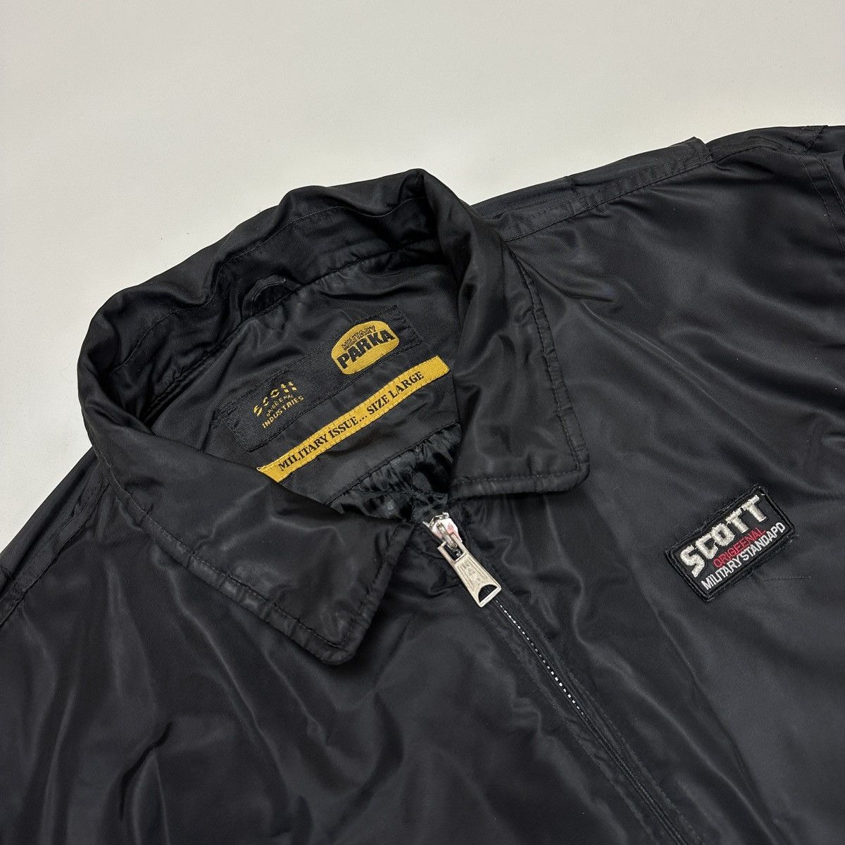 Schott Vintage Schott m-2 Flight Bomber Jacket Shiny Military 90s Size US L / EU 52-54 / 3 - 2 Thumbnail