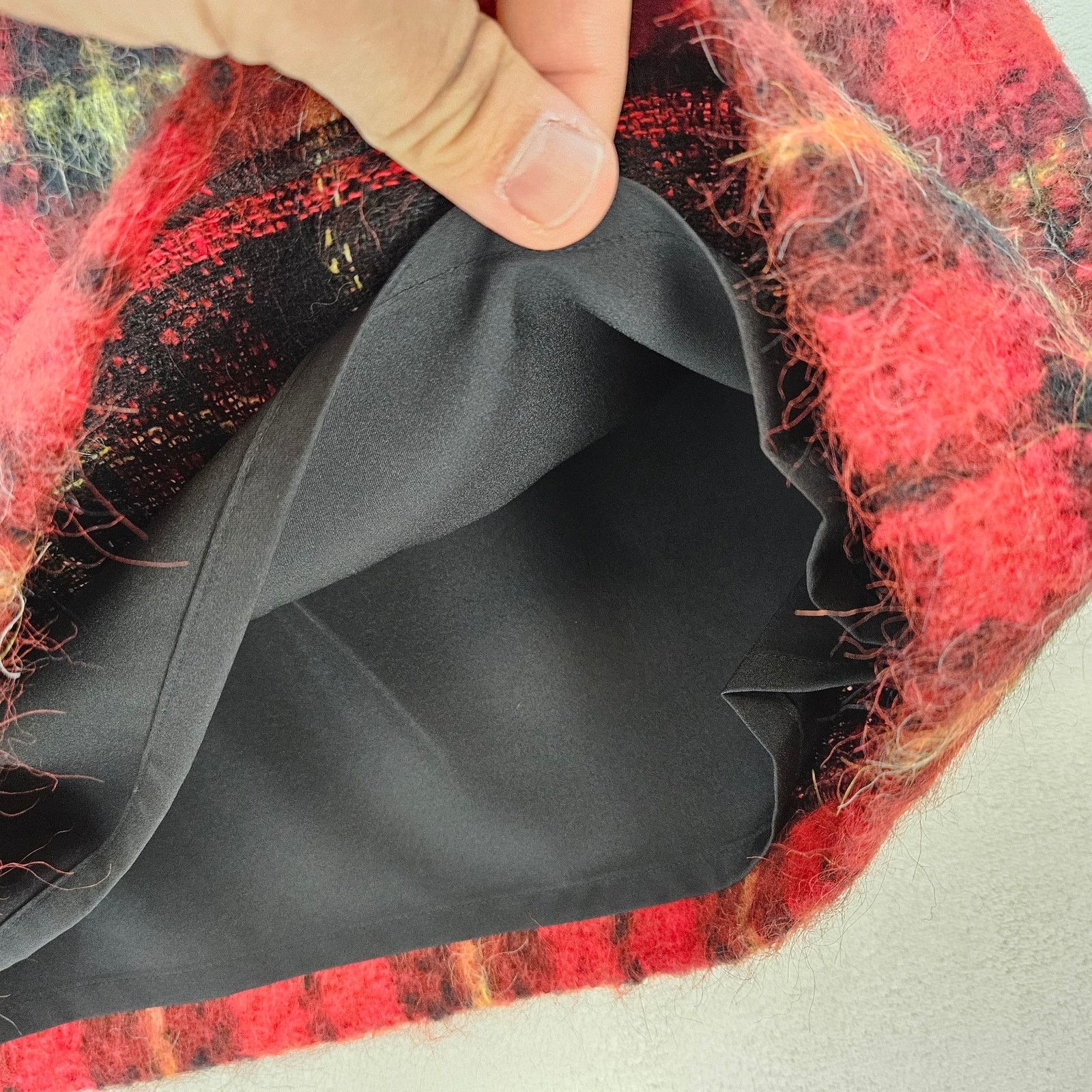 Lauren Ralph Lauren LAUREN RALPH LAUREN PETITE 4P RED BLACK PLAID WOOL BLEND Size 27" / US 4 / IT 40 - 5 Thumbnail