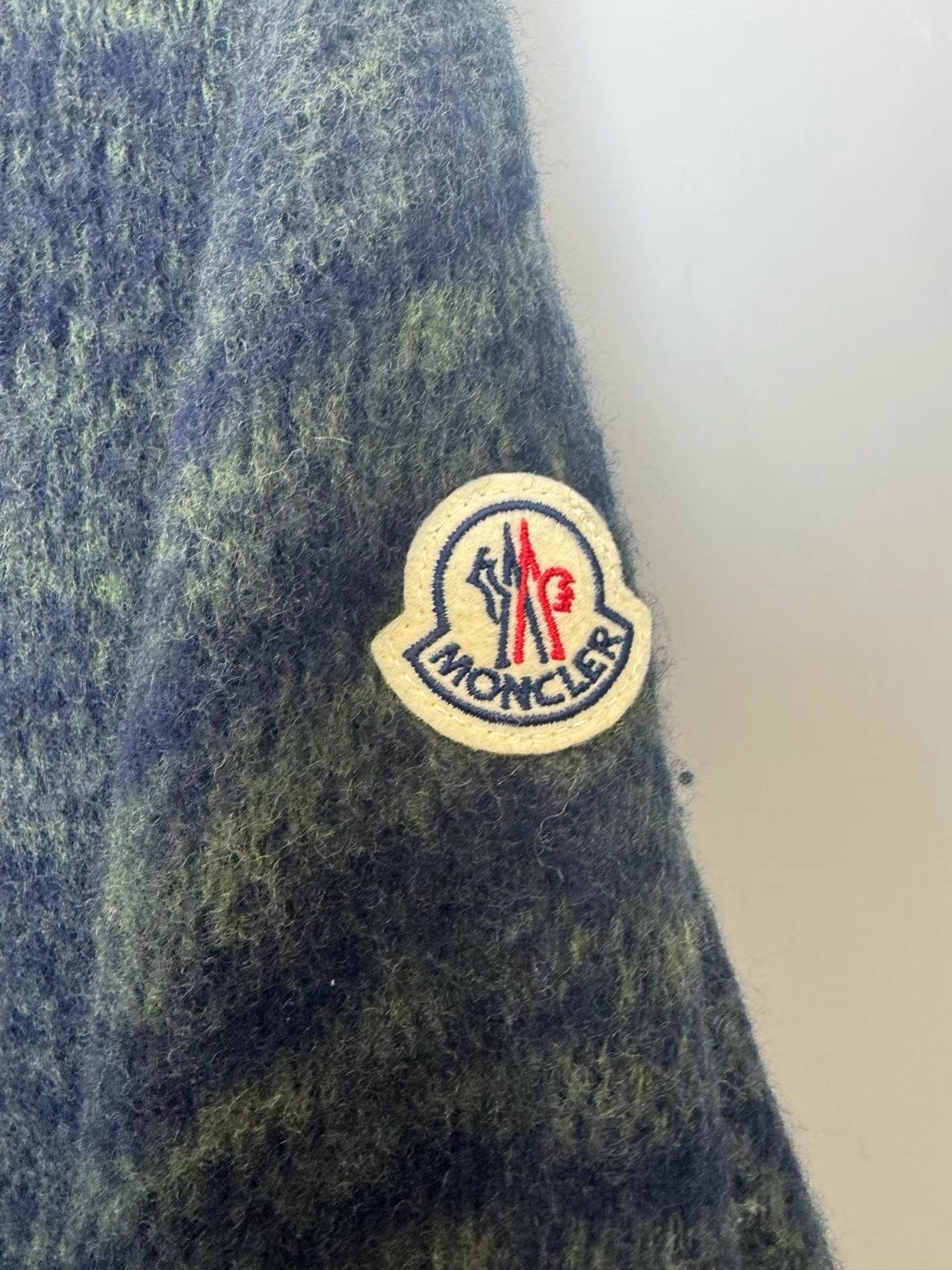 Moncler Moncler FW22 Mixed Color Knit Crew Neck Sweater K36 Size US XL / EU 56 / 4 - 4 Thumbnail