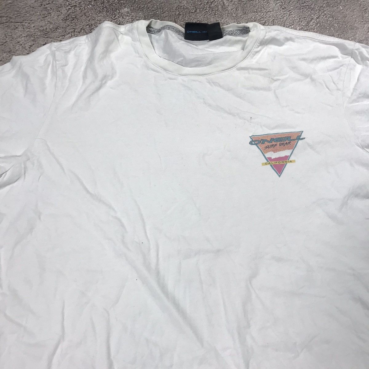 Vintage Vintage Oneill Sun Faded Graphic Tee Surf Streetwear Y2K M Size US M / EU 48-50 / 2 - 4 Thumbnail
