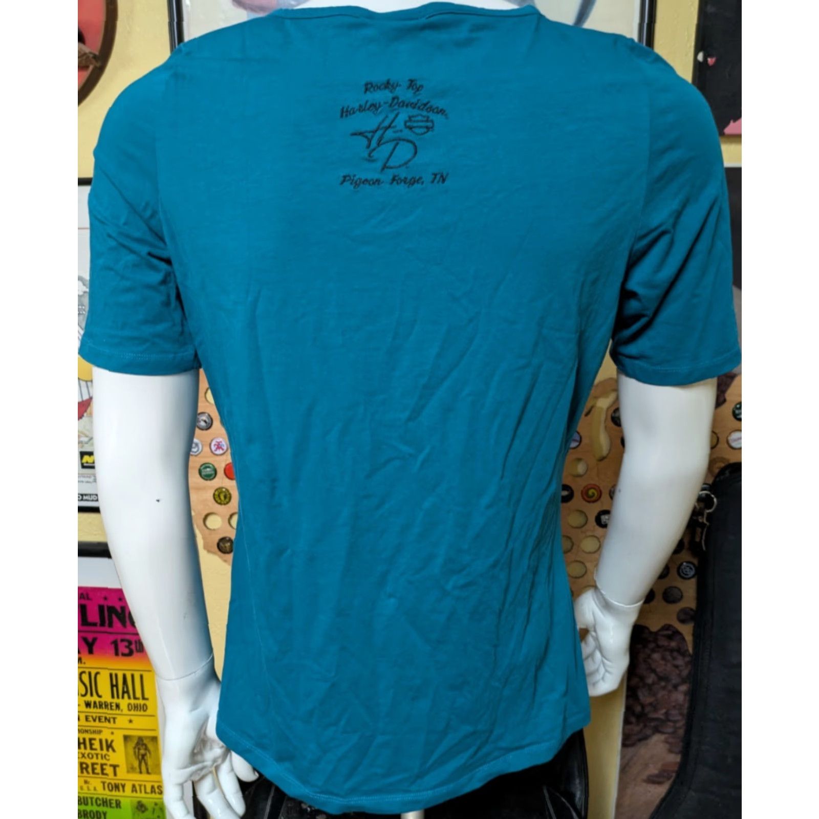 Harley Davidson Womens Harley-Davidson T-Shirt 2XL Embroidered Pigeon Forge TN Blue Cotton Blend Short Sleeve Round Neck Casual Womens/HBT? Size XXL / US 16-18 / IT 52-54 - 4 Thumbnail