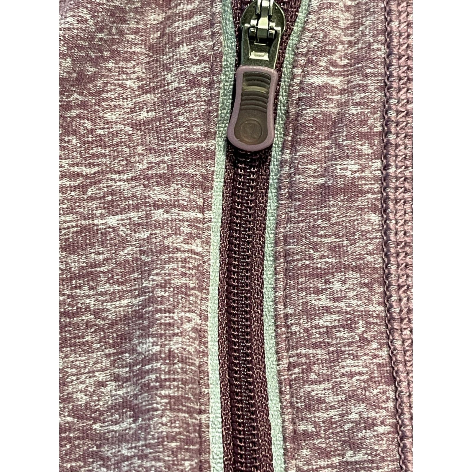 Lululemon Lululemon Cold Hands 1/4 Zip Pullover Purple Heathered Size 8 Women’s Activewear CrossTraining Gym & Running Size M / US 6-8 / IT 42-44 - 7 Thumbnail