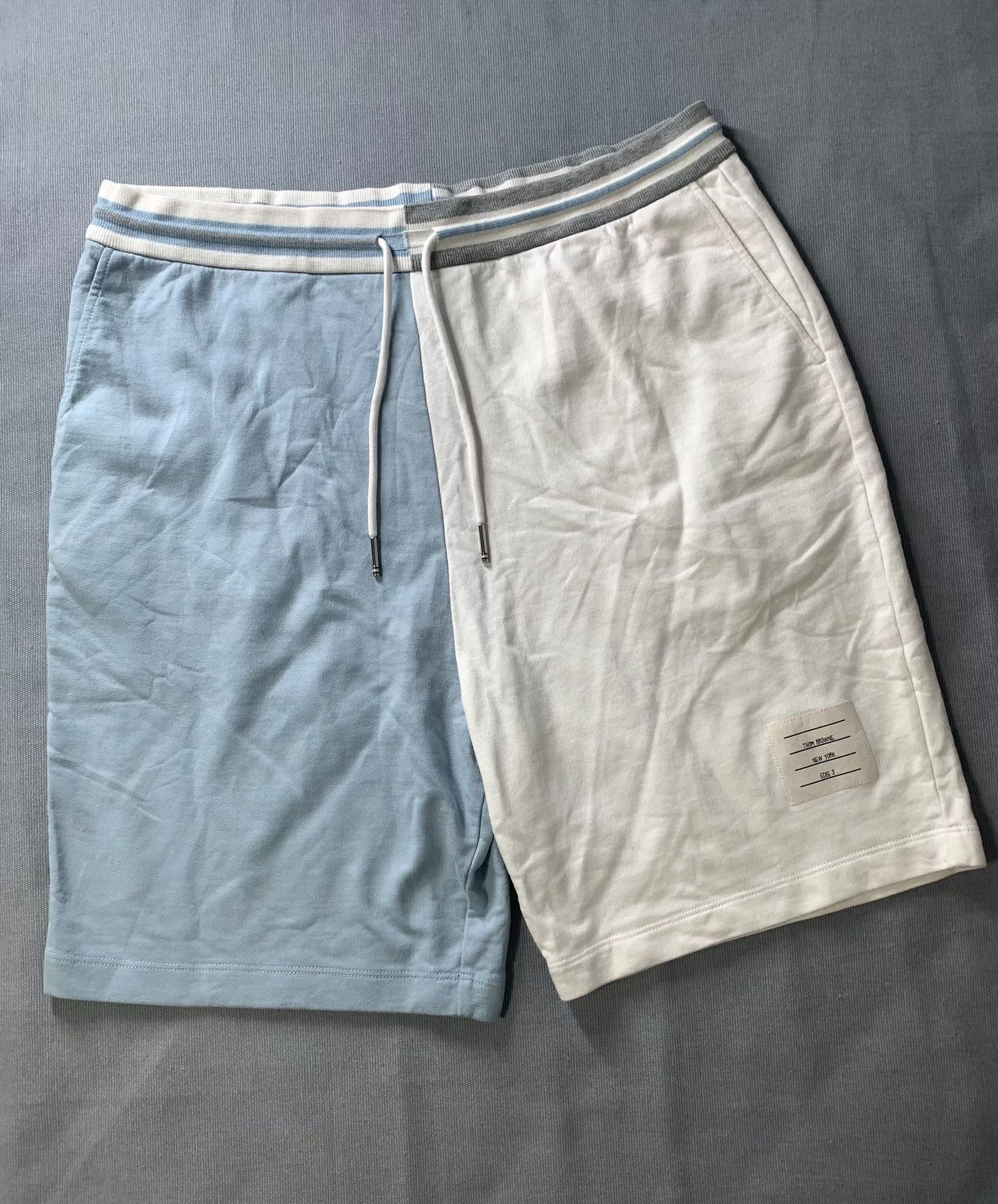 Thom Browne Thom Browne Blue White Block Shorts Size US 26 / EU 42 - 1 Thumbnail