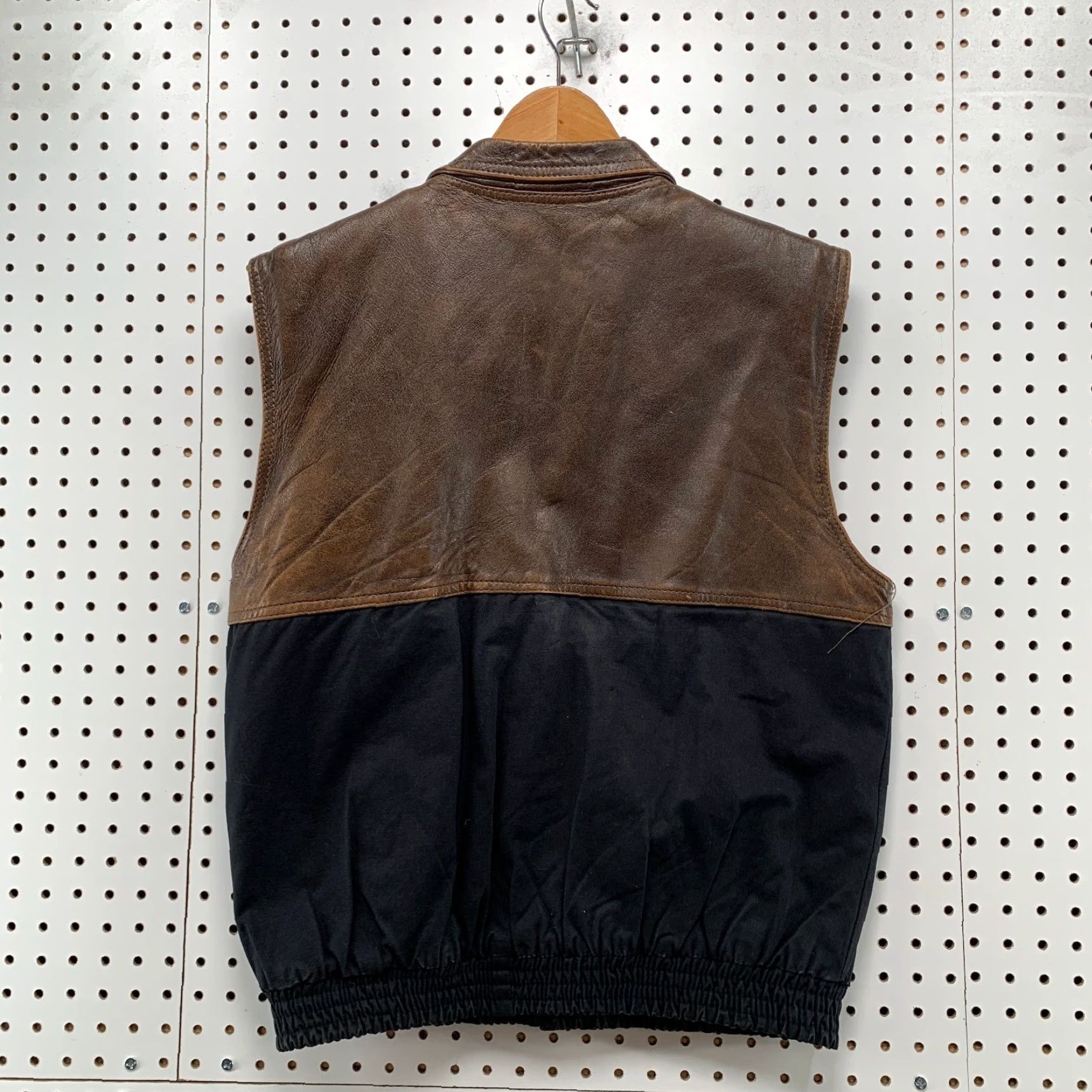 Vintage VINTAGE Le TIGRE Leather Vest Mens 42 Brown Insulated Sleeveless Jacket Size US XS / EU 42 / 0 - 2 Thumbnail