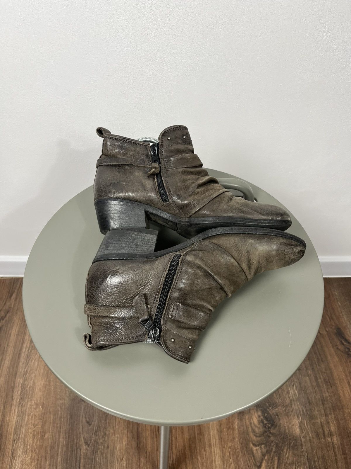 Other Avant-Garde Distressed Leather Ankle Boots Zip Buckle 38 Size US 7.5 / IT 37.5 - 9 Thumbnail
