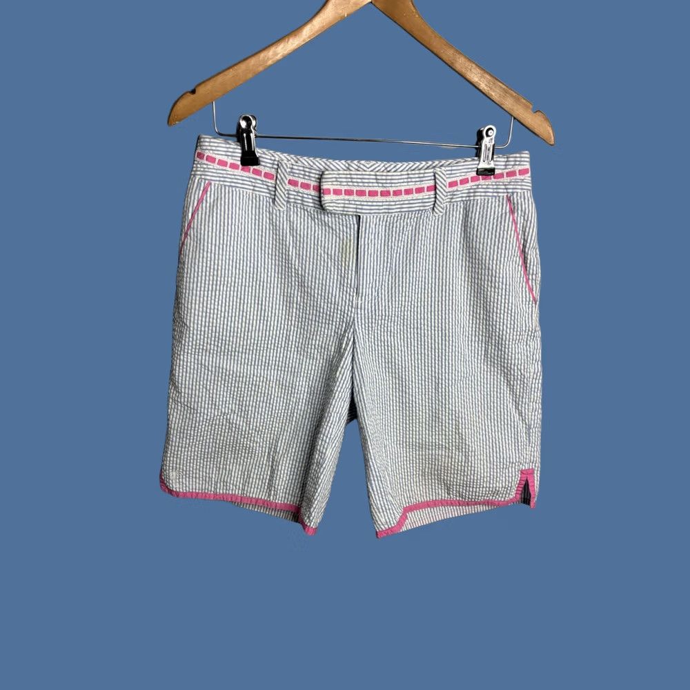 Lilly Pulitzer Lilly Pulitzer Shorts Womens 6 Bermuda Seersucker Blue White Striped Pink Trim Casual Size 28" / US 6 / IT 42 - 1 Thumbnail