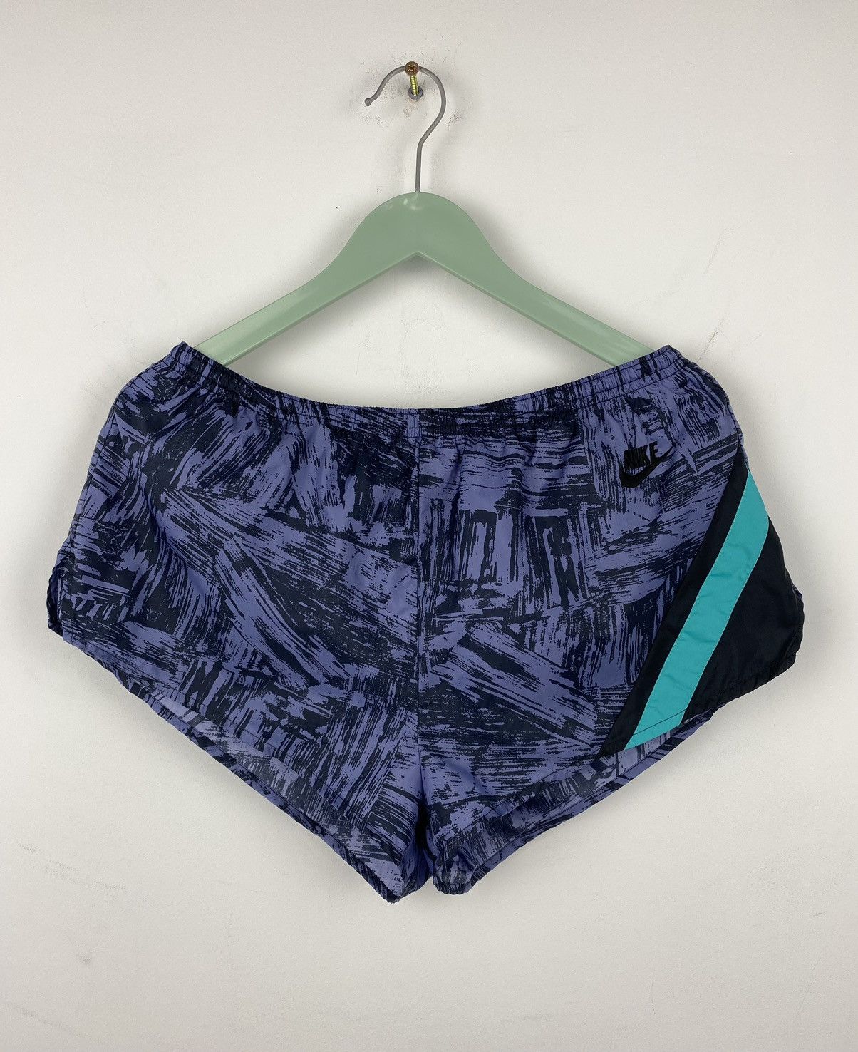 Nike Vintage Nike Running Shorts 90s Challenge Court Adidas Size US 32 / EU 48 - 1 Thumbnail