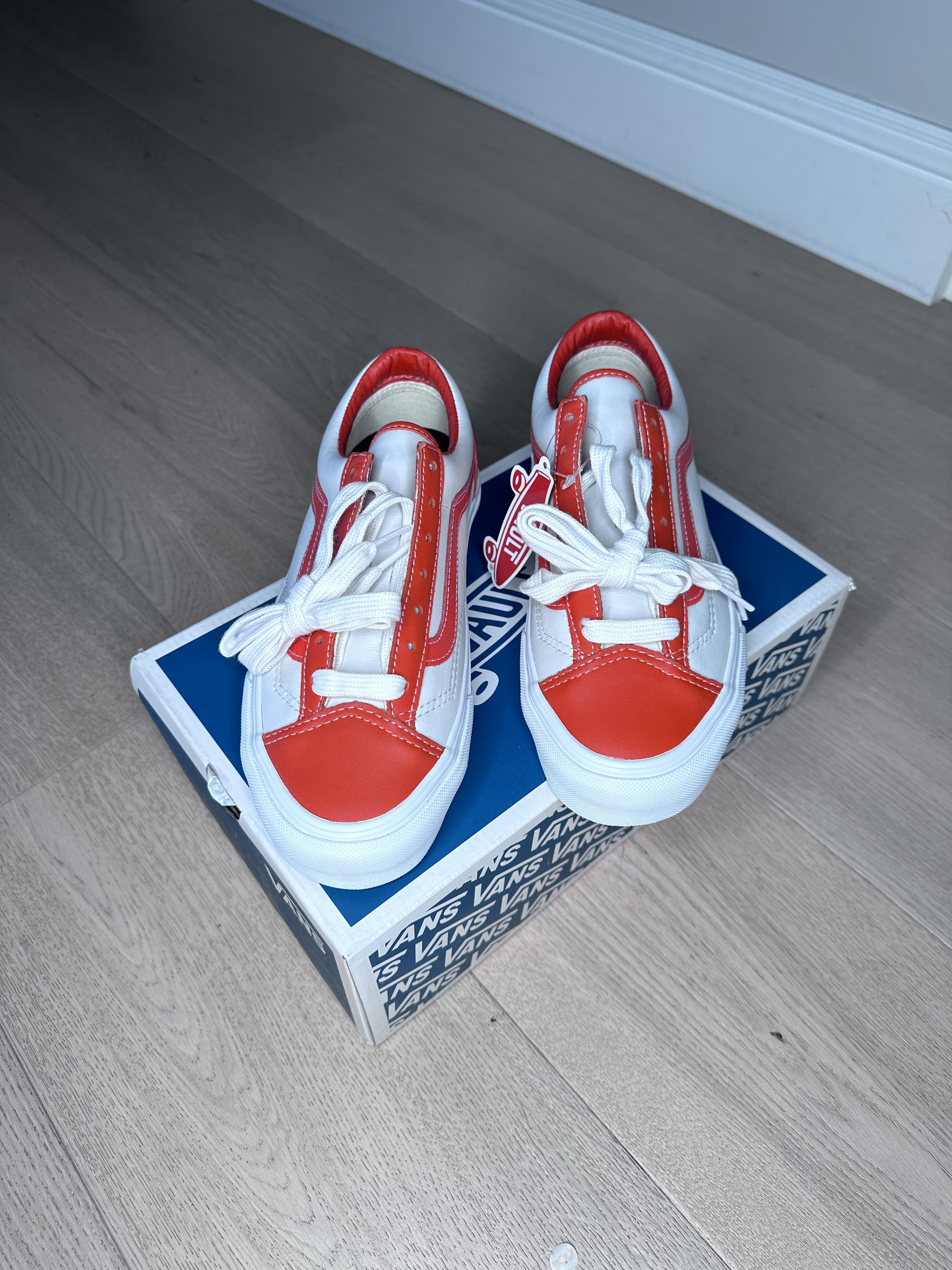 Vans Style 36 VLT LX Size US 7 / IT 37 - 7 Thumbnail