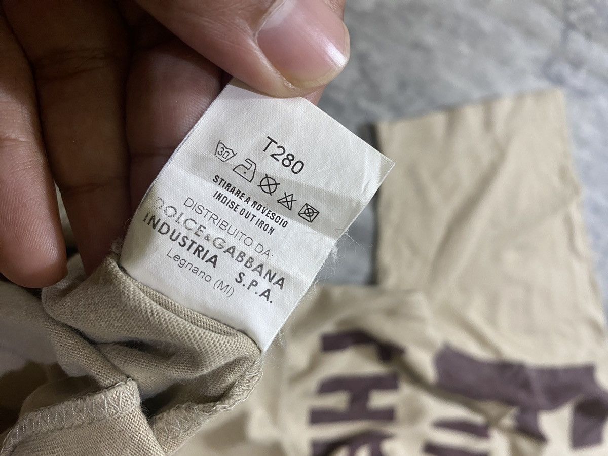 Designer × Dolce & Gabbana × Vintage Vintage Dolce & Gabbana Tshirt Size US M / EU 48-50 / 2 - 9 Thumbnail