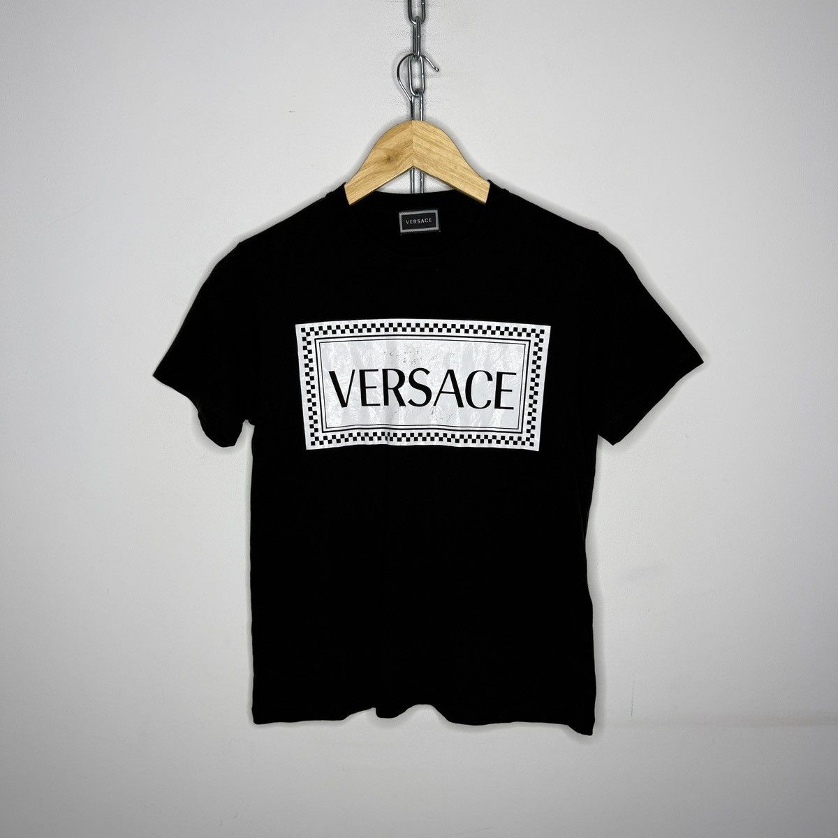 Versace Versace women's t-shirt Size S / US 4 / IT 40 - 1 Thumbnail