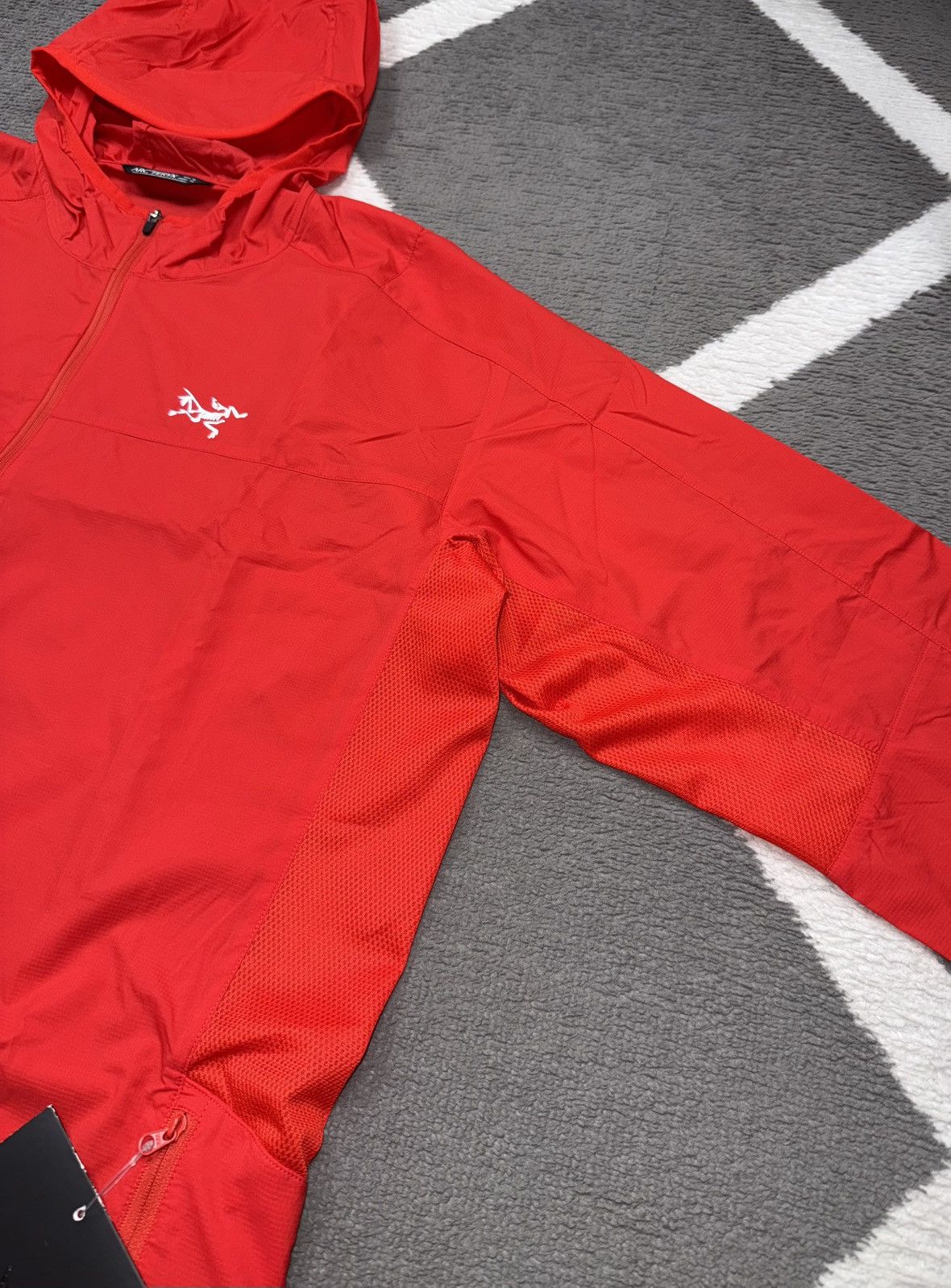 Arc'teryx Arc’teryx Endorphin Incendo Hoody Light Jacket men’s XL BNWT Size US XL / EU 56 / 4 - 7 Thumbnail