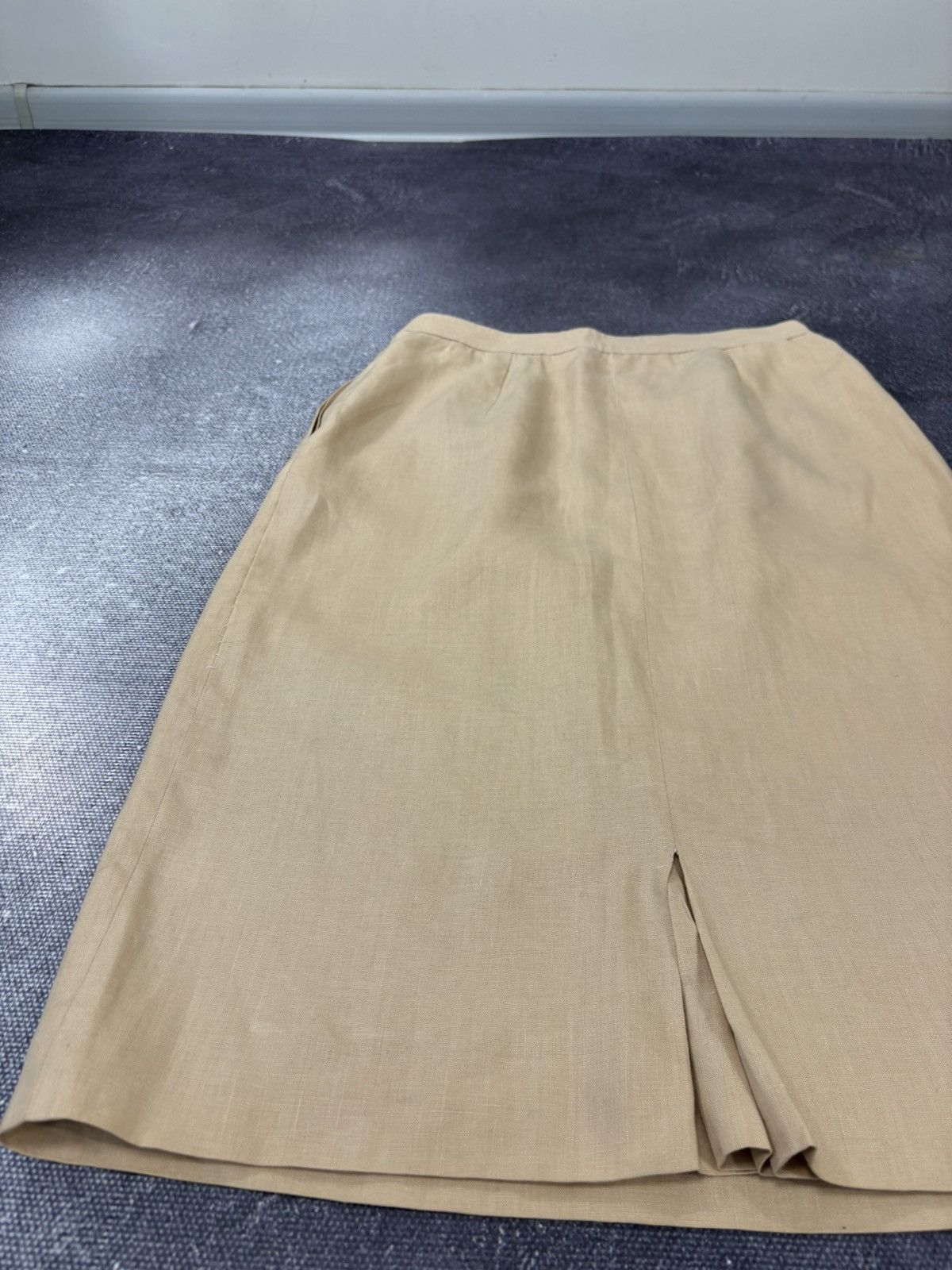 Valentino Vintage Valentino Beige/Yellow Italian Luxury Linen Skirt Size 32" / US 10 / IT 46 - 15 Thumbnail