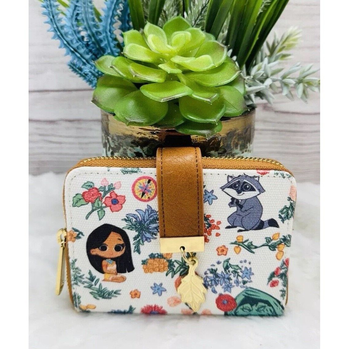 Her high quality Universe Pocahontas mini Backpack and wallet