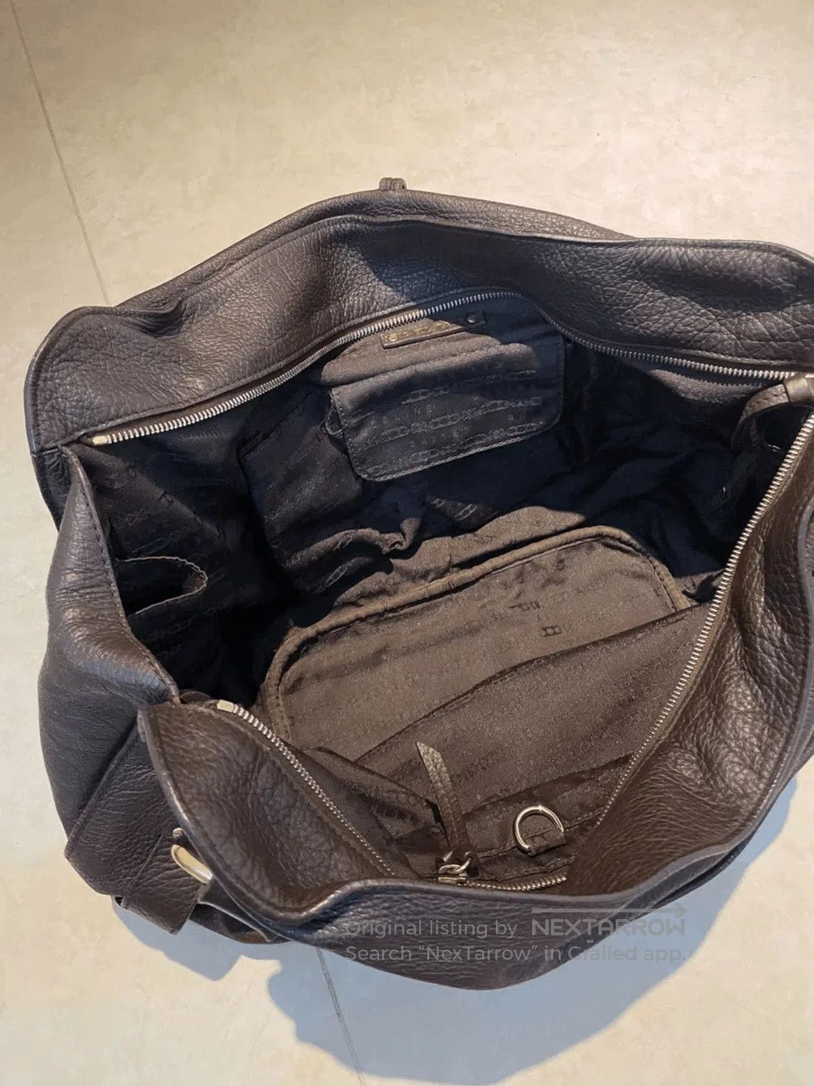 Celine Celine Leather Shoulder Bag. Size ONE SIZE - 2 Thumbnail