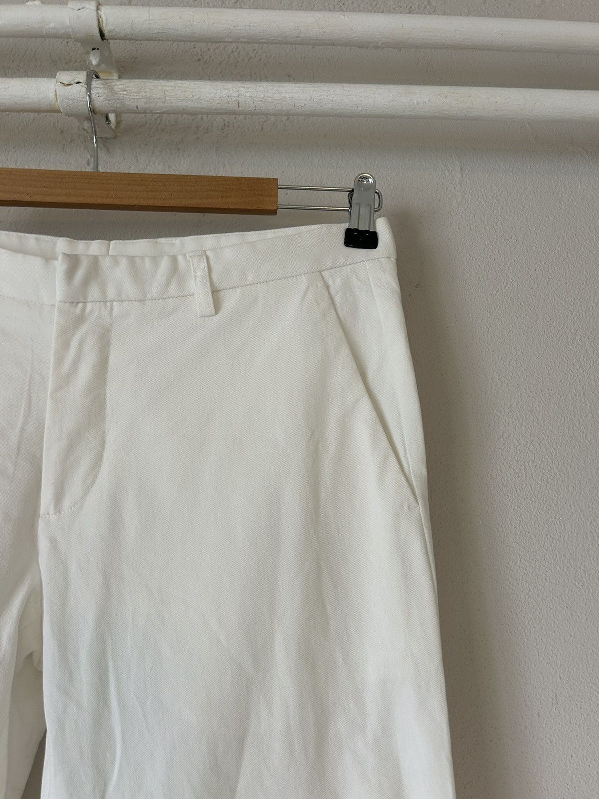 Gucci White Slim Fit Pants - Cotton Blend with Subtle Logo Detail Size US 30 / EU 46 - 4 Thumbnail