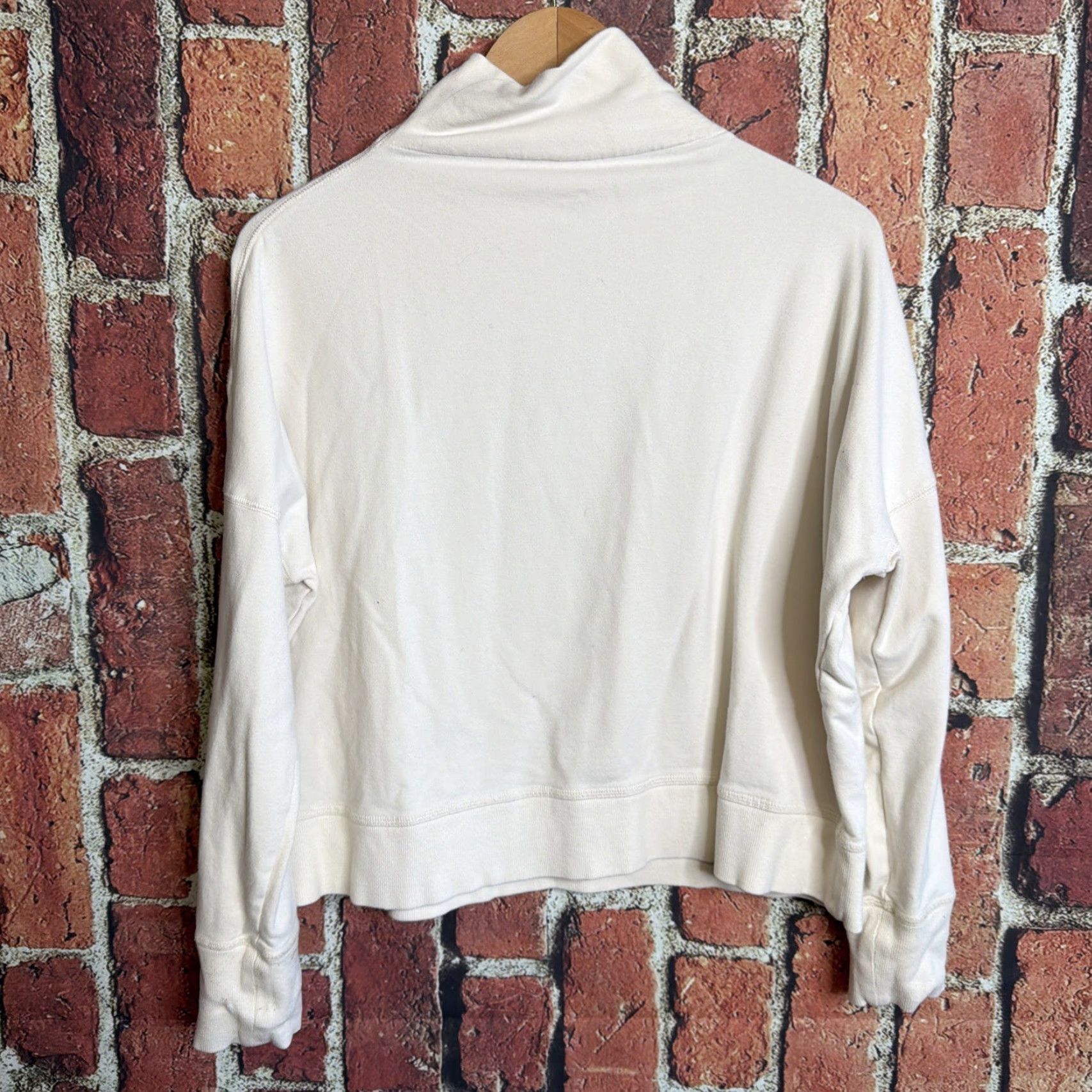 Vuori Vuori Sweatshirt Pullover Top beige S Women Pullover Activewear Sweatshirt Size S / US 4 / IT 40 - 4 Thumbnail