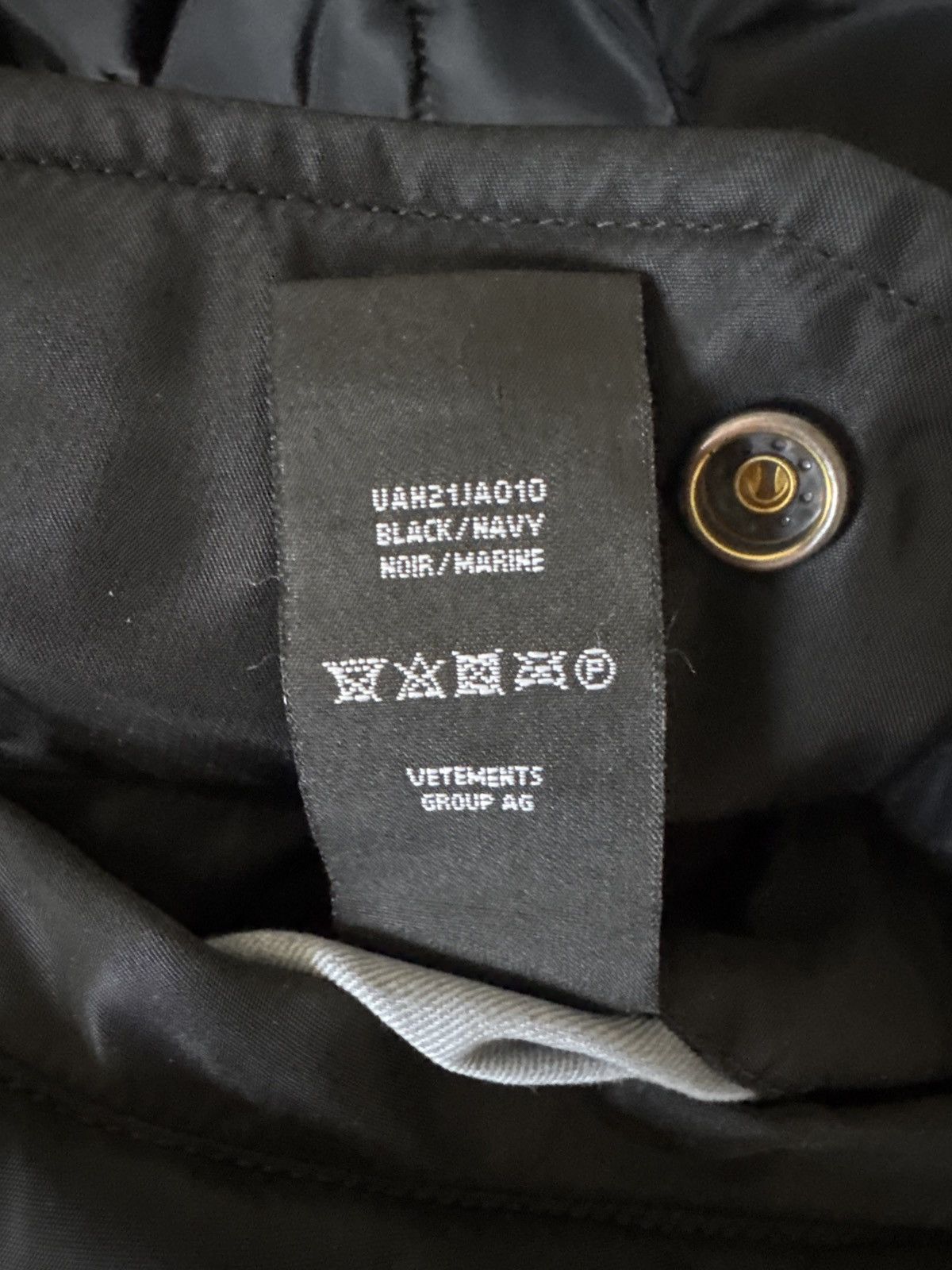 Alpha Industries × Vetements Vetements AW21 Reversible Cropped Bomber Jacket Size US XS / EU 42 / 0 - 11 Thumbnail