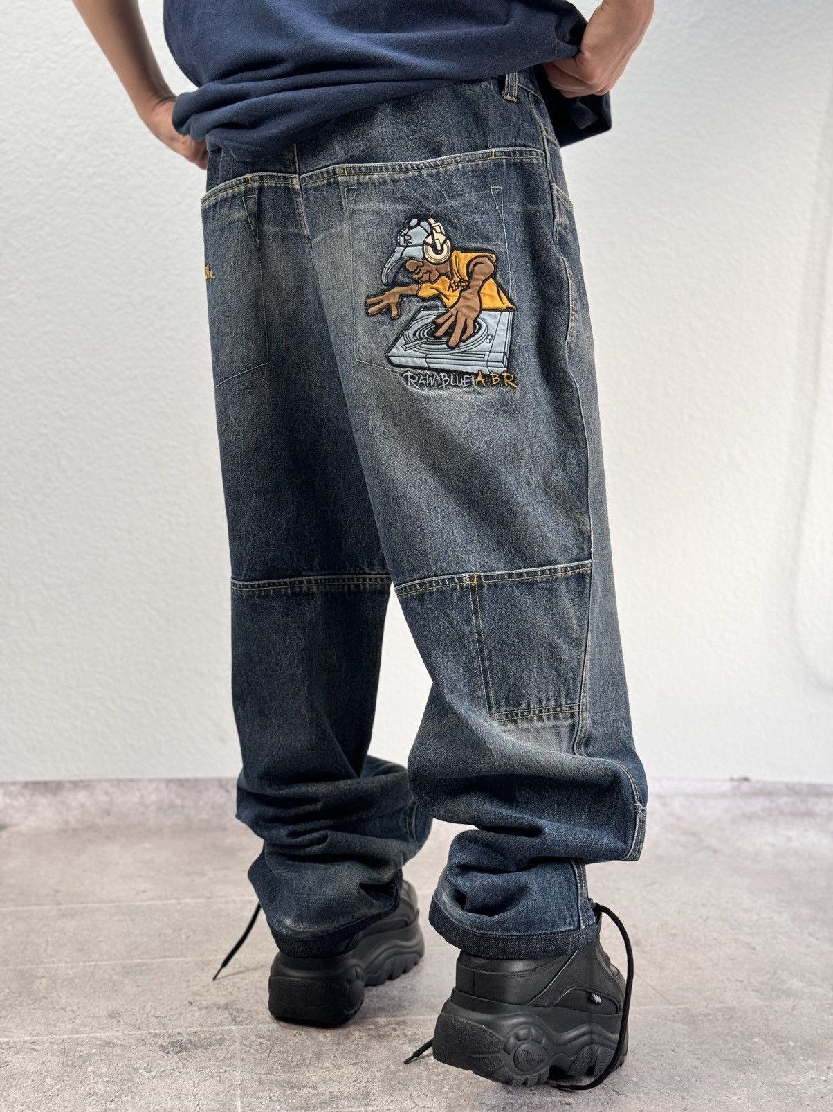JNCO VINTAGE Y2K RAW BLUE BAGGY CYBER WING DENIM SEQUIN JEANS 36 Size US 36 / EU 52 - 1 Thumbnail