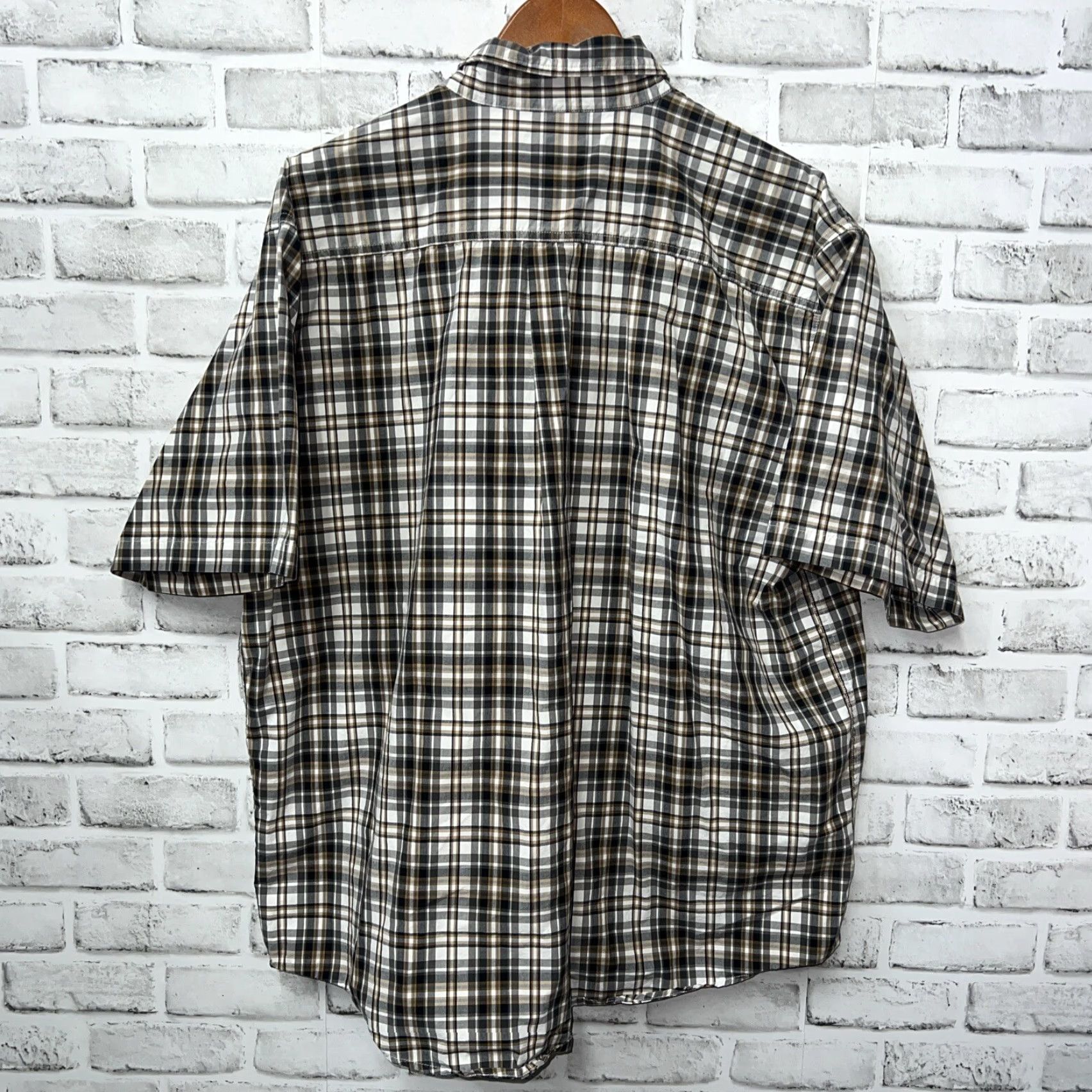 Carhartt Carhartt Gray Plaid Button-Up Shirt Mens XL Size Short Sleeve Regular - Gray Pattern, Men, Button-Up, Carhartt Shirt? Size US XL / EU 56 / 4 - 5 Thumbnail