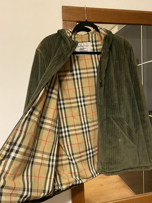 Burberry best sale vest green