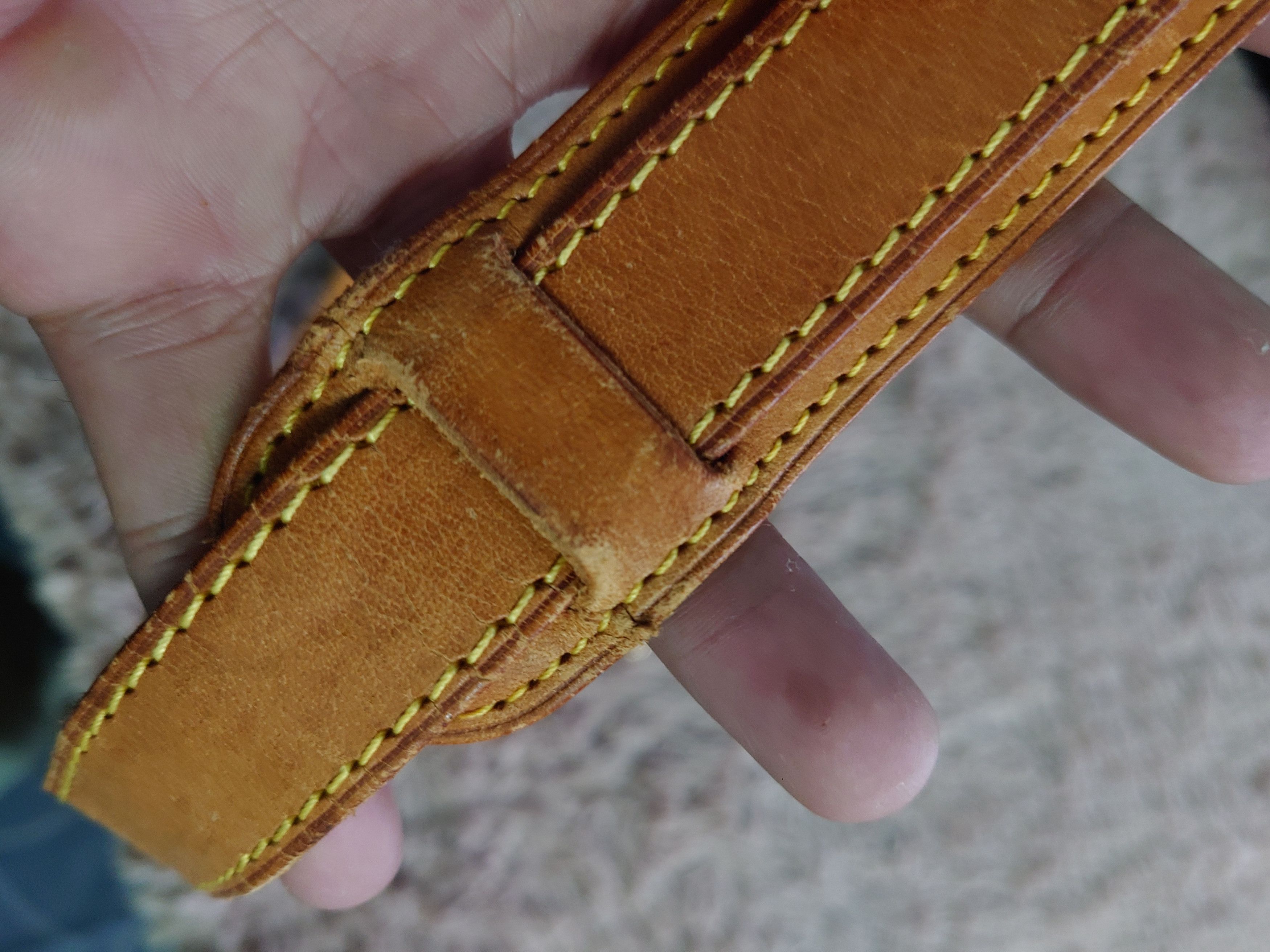 Louis Vuitton Louis Vuitton Vachetta Adjustable Strap Honey Patina Size ONE SIZE - 10 Thumbnail