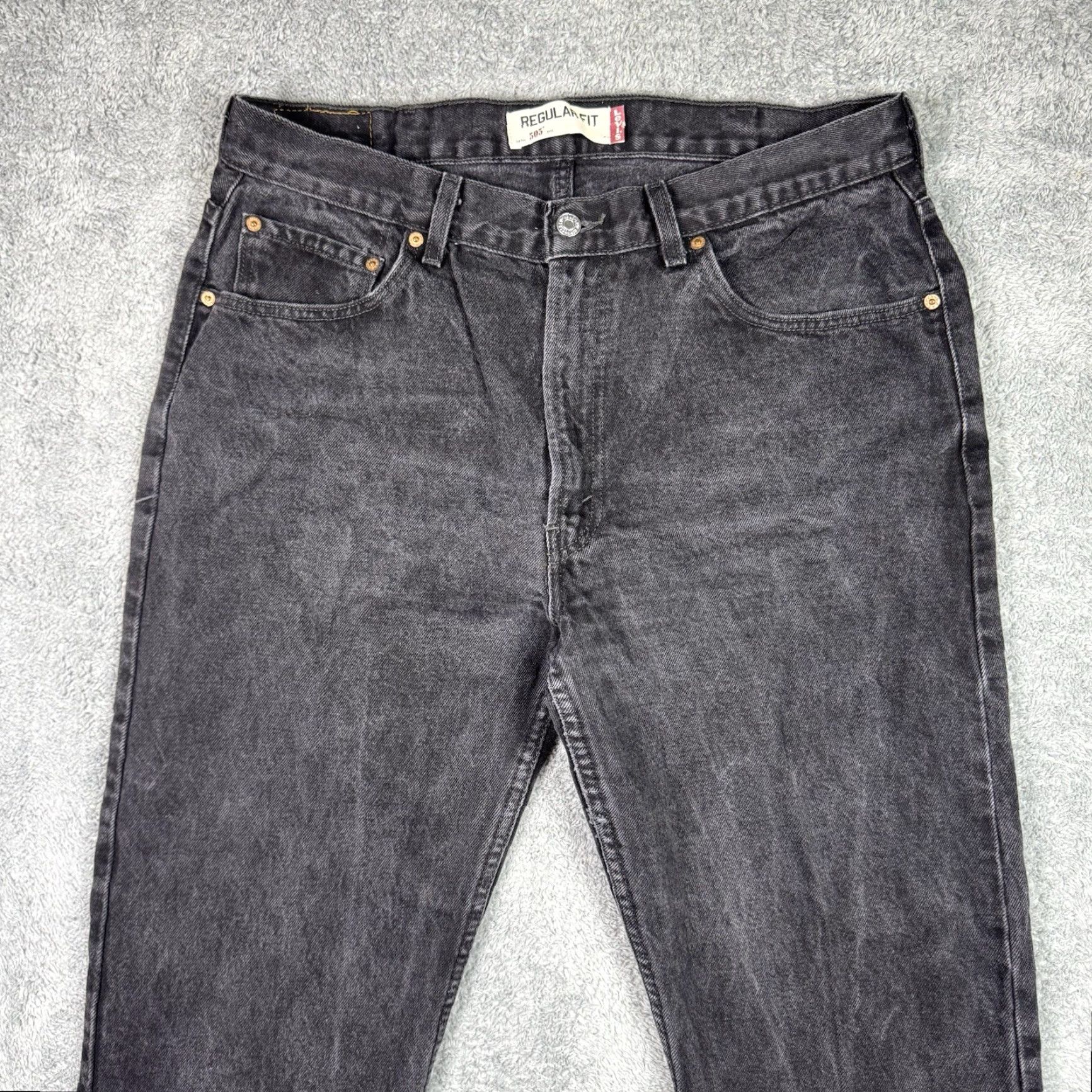 Levi's VINTAGE Levi's 505 Jeans Mens 38x32 Straight 90s Grunge Charcoal Fade Blue Cotton Denim Regular Mens Size US 38 / EU 54 - 6 Thumbnail