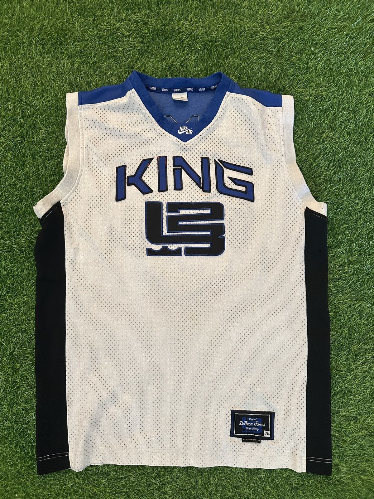 Nike Vintage NBA nike air lebron james team jersey kings size L Size US L / EU 52-54 / 3 - 1 Thumbnail