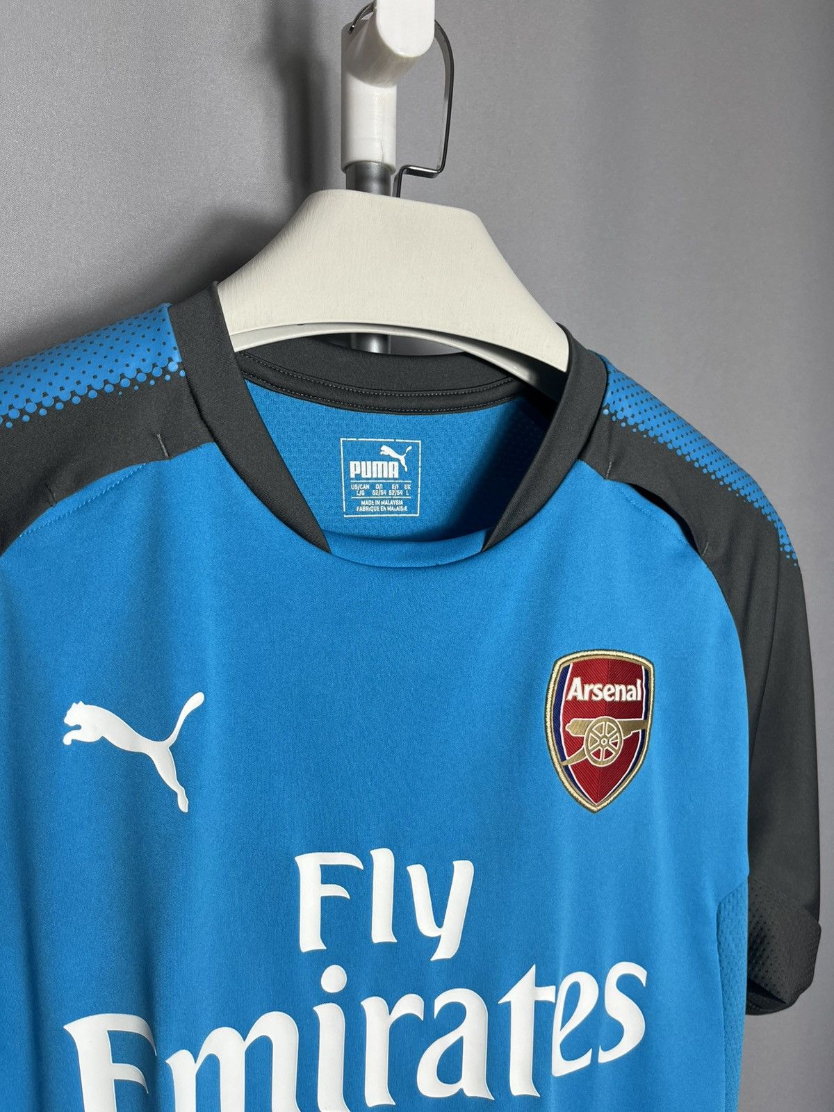 Puma PUMA FC ARSENAL 2018/2019 TRAINING SOCCER FOOTBALL JERSEY Size US L / EU 52-54 / 3 - 2 Thumbnail