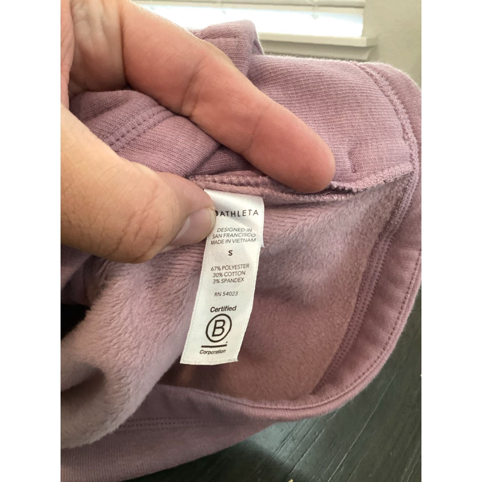 Athleta Athleta Sweatshirt Women ASYM Pullover Mock Neck S Dogwood Mauve Purple Ruffle Cozy Karma ASYM Pullover Size S / US 4 / IT 40 - 8 Thumbnail